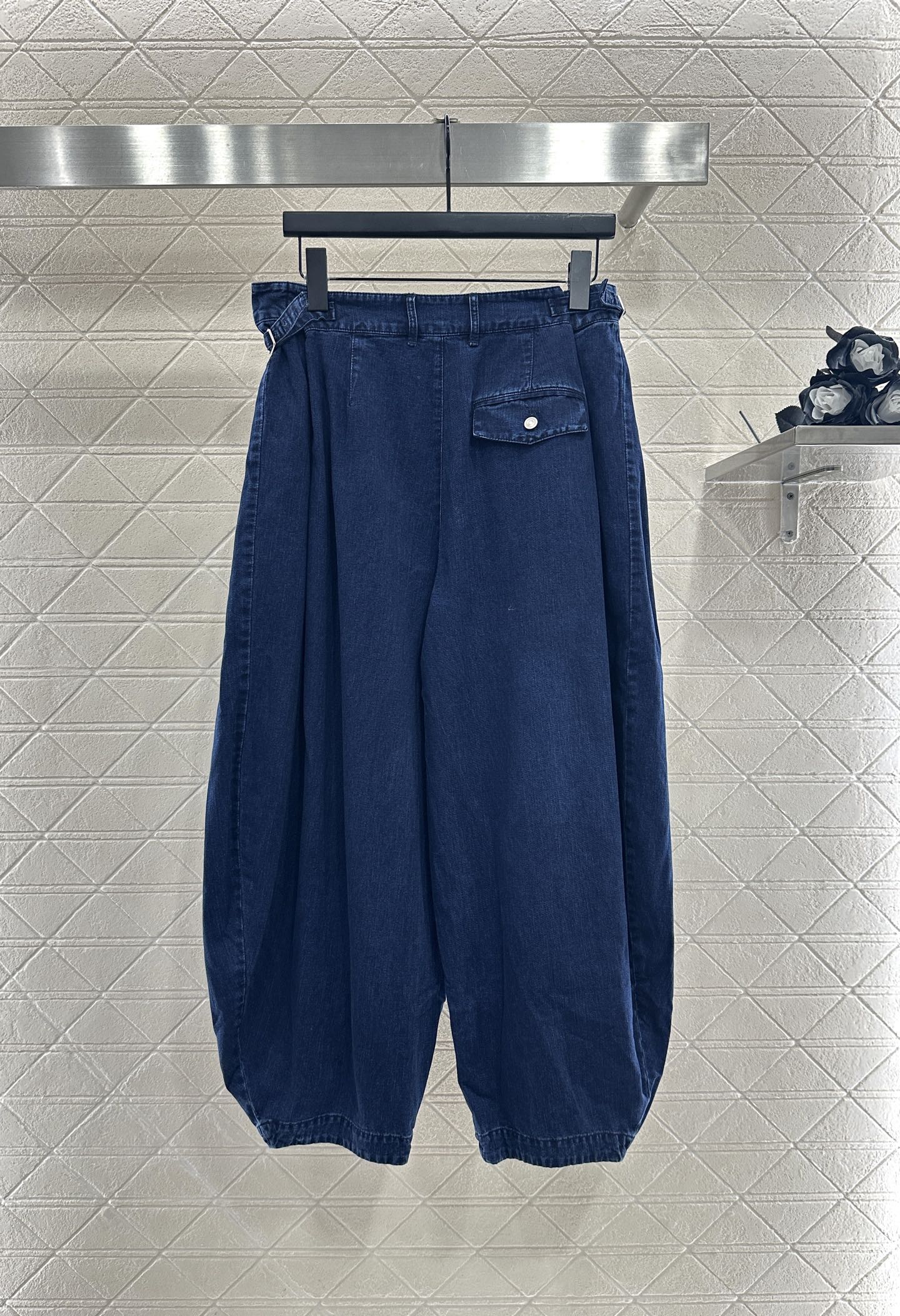 ♥Loew*♥2025新品上架 牛仔衬衫灯笼九分裤套装定制YB斜纹棉牛仔材质，舒适柔软，透气好穿，水洗做