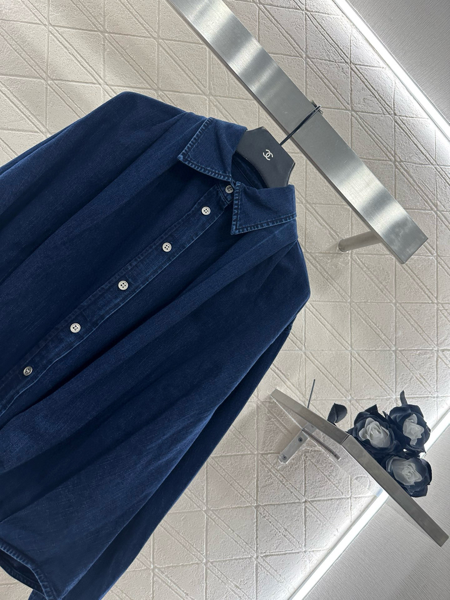 ♥Loew*♥2025新品上架 牛仔衬衫灯笼九分裤套装定制YB斜纹棉牛仔材质，舒适柔软，透气好穿，水洗做