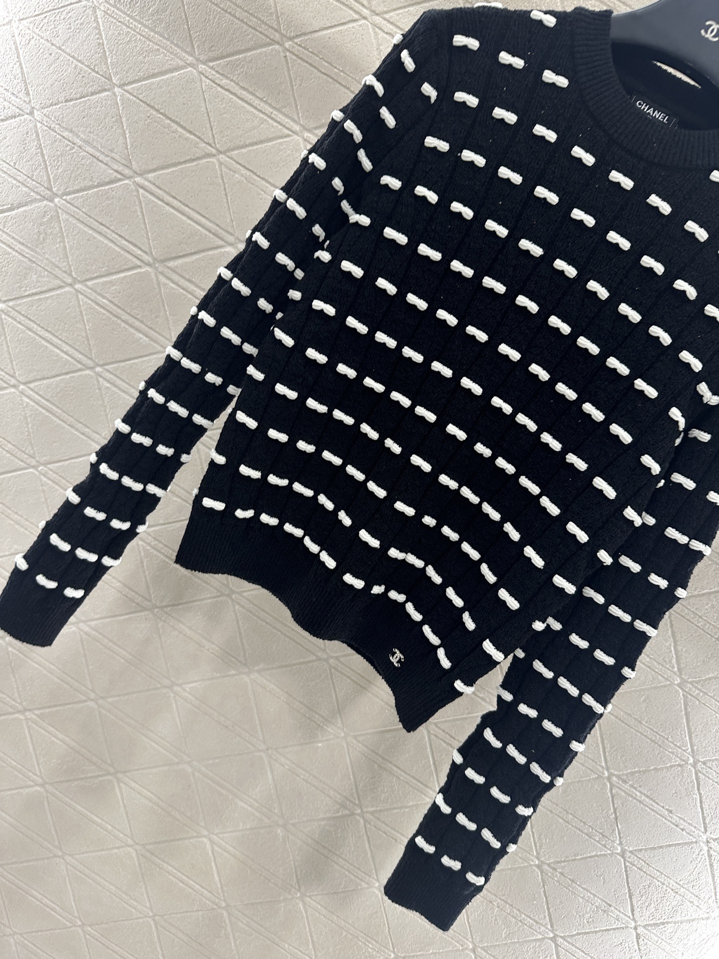 ♥Chane*♥2025新品上架 蝴蝶结针织长袖上衣定制YB羊毛纱线织造，质感高级舒适，套头针织毛衣剪裁