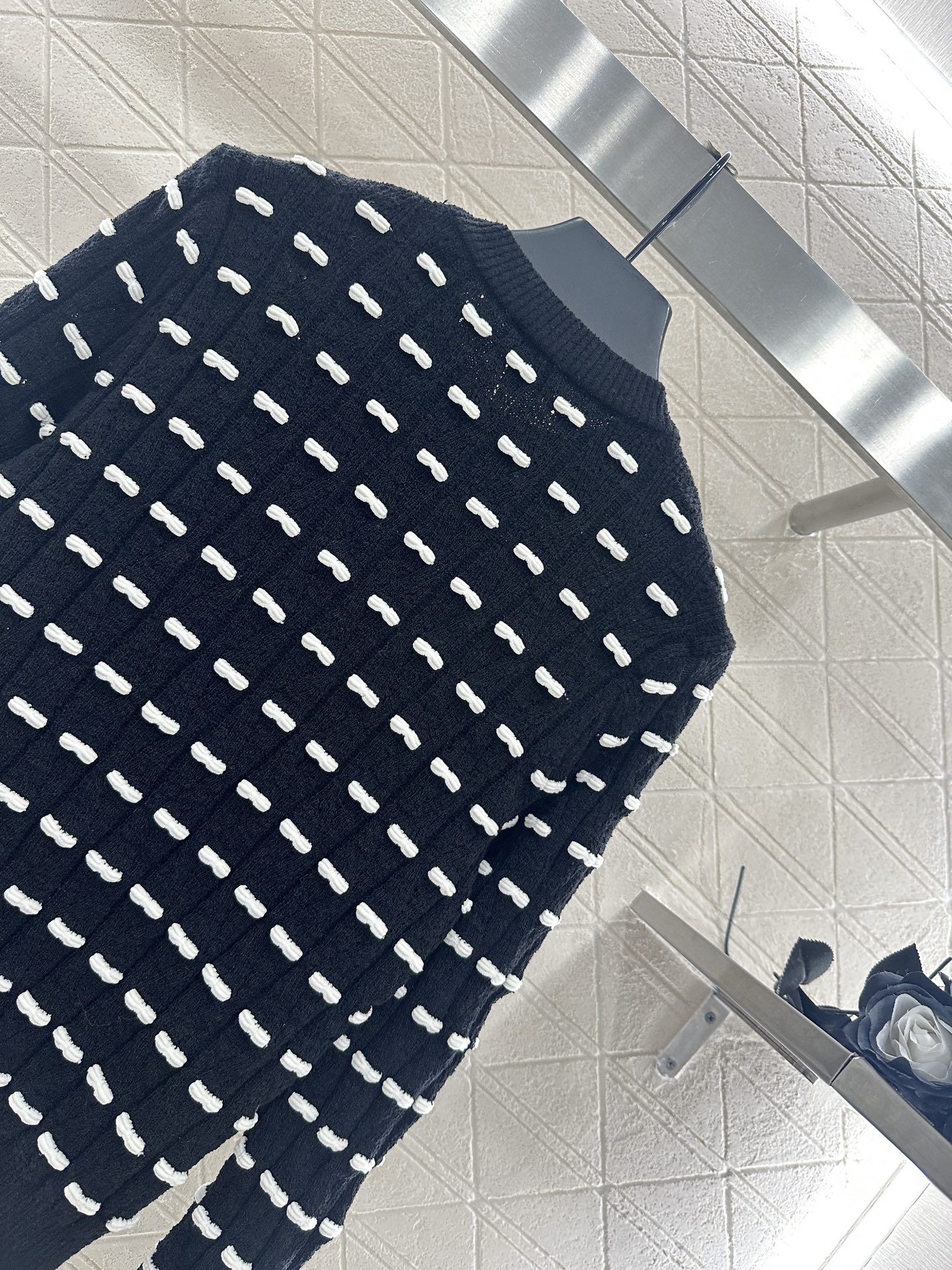 ♥Chane*♥2025新品上架 蝴蝶结针织长袖上衣定制YB羊毛纱线织造，质感高级舒适，套头针织毛衣剪裁