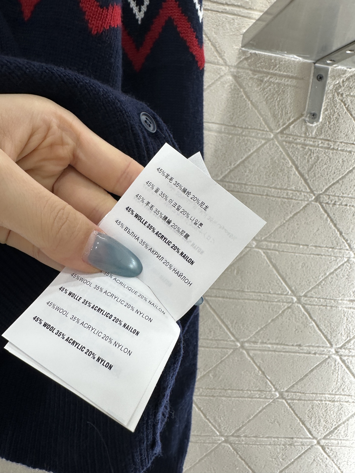 ♥Miumi*♥2025新品上架 围巾钩花开衫两件套定制YB羊毛针织材质，质感高级，舒适柔软，圆领长袖针