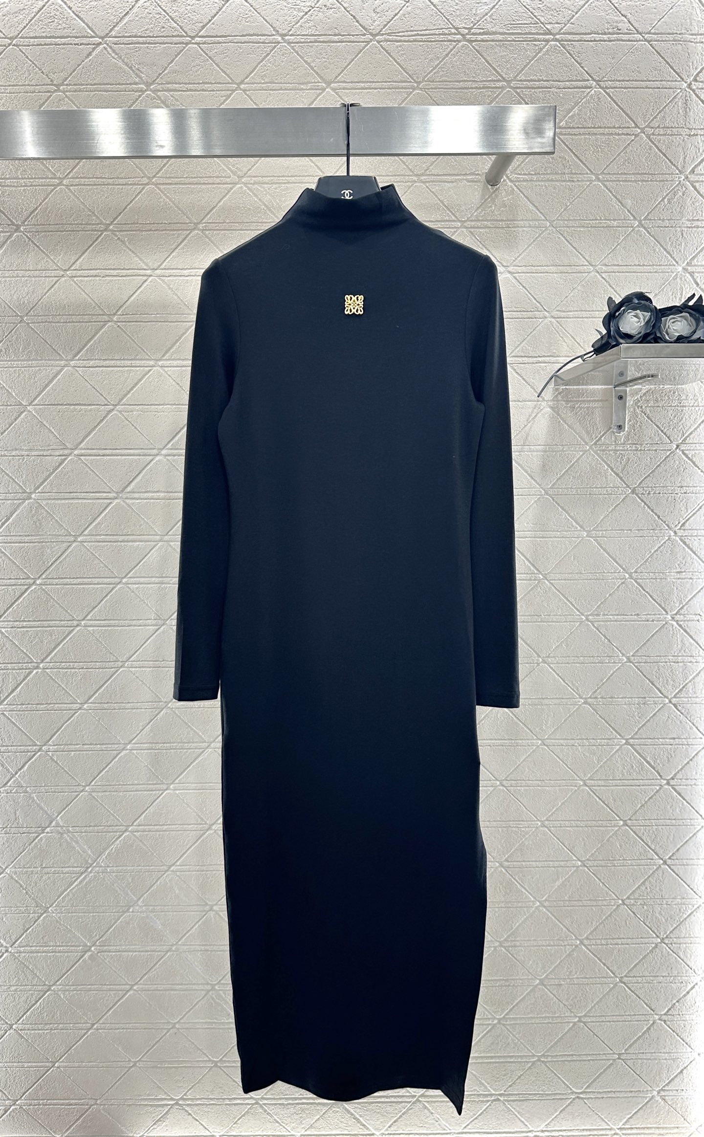 ♥Loew*♥2025新品上架 修身图腾高领打底连衣裙定制YB斜纹全棉材质，质感舒适，弹力十足，修身高领