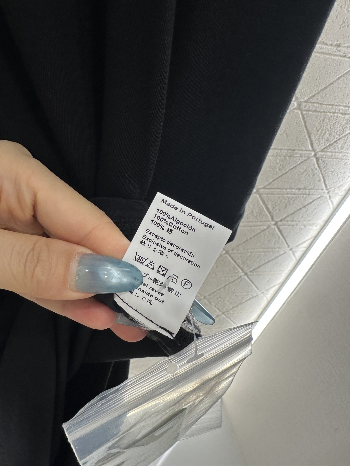 ♥Loew*♥2025新品上架 修身图腾高领打底连衣裙定制YB斜纹全棉材质，质感舒适，弹力十足，修身高领