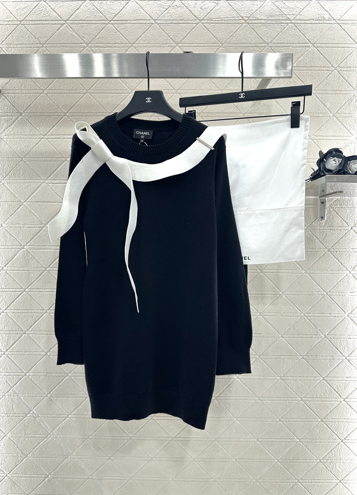 ♥Chane*♥2025新品上架 套头蝴蝶结针织连衣裙定制YB羊绒纱线织造，质感高级，舒适柔软，圆领针织