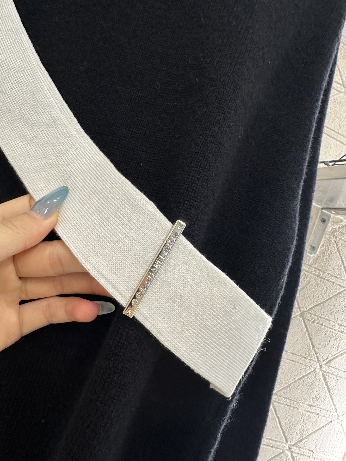 ♥Chane*♥2025新品上架 套头蝴蝶结针织连衣裙定制YB羊绒纱线织造，质感高级，舒适柔软，圆领针织