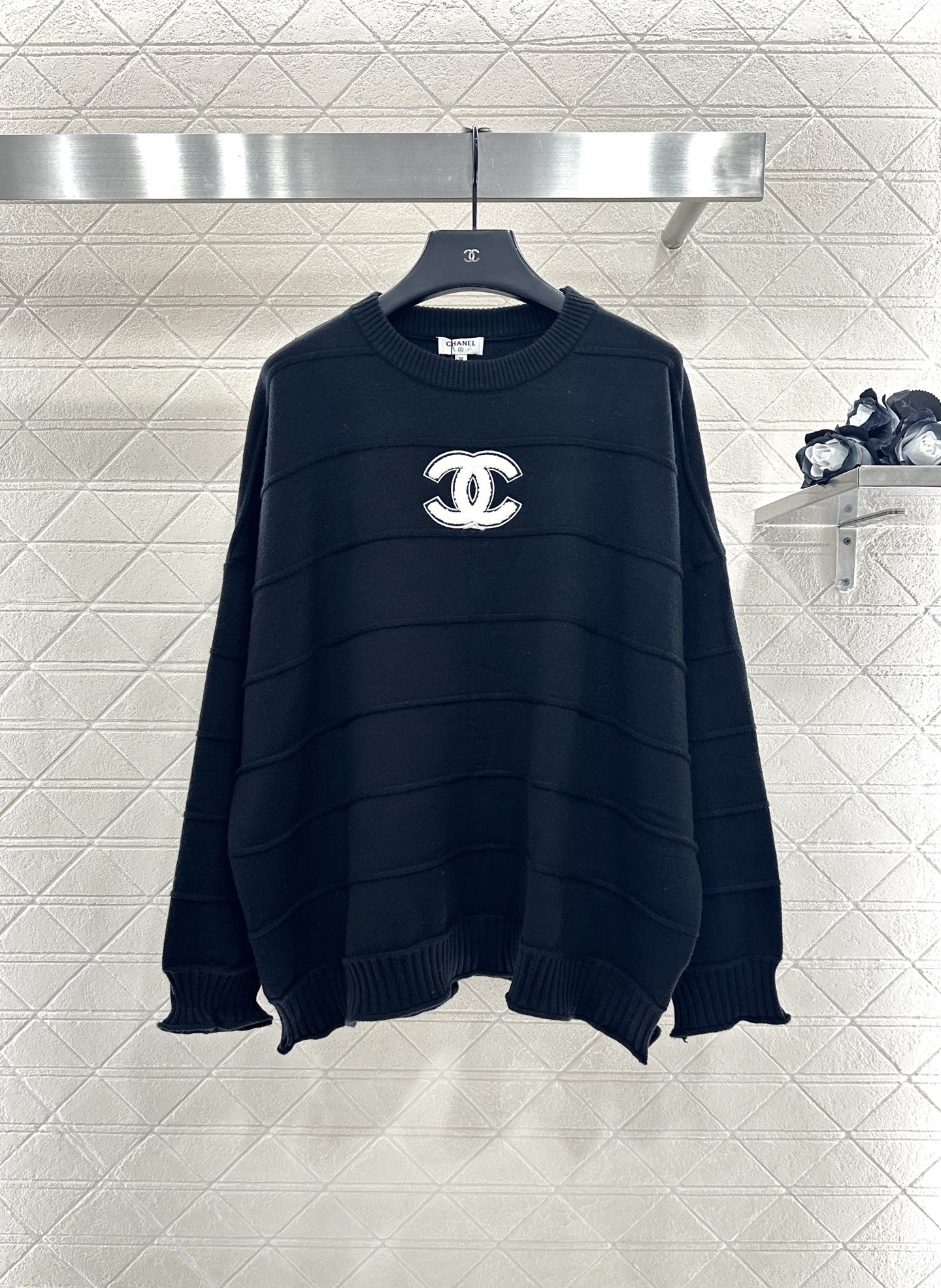 ♥Chane*♥2025新品上架 套头字母针织上衣长裤套装定制YB羊毛纱线织造，质感高级，舒适柔软，圆领