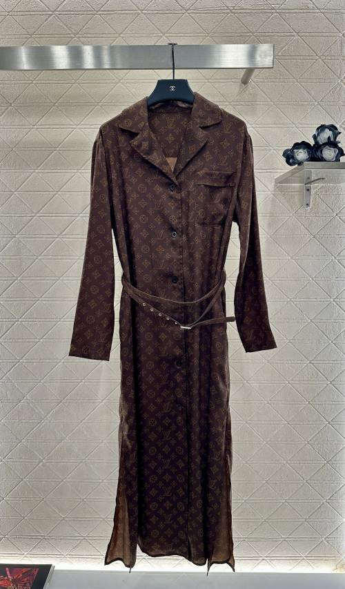 Louis Vuitton Monogram Belted Shirt Dress, Brown, Long Sleeve, Women's 1 Louis Vuitton Monogram Belted Shirt Dress, Brown, Long Sleeve, Women's