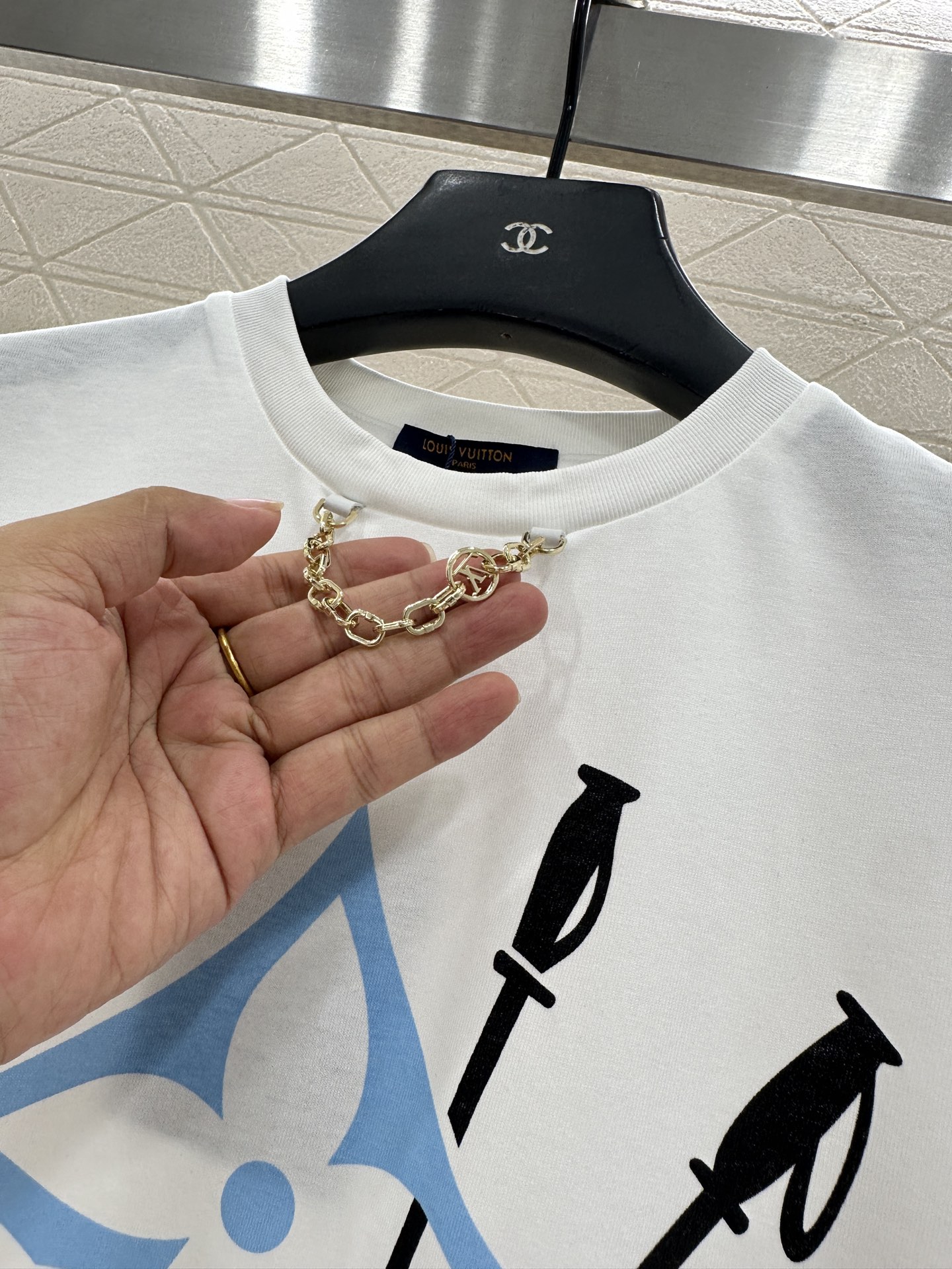 ♥Louis Vuitto*♥2025新品上架 链条圆领印花𝑇𝑒𝑒滑雪系列#定制YB斜纹全棉材质，透气舒