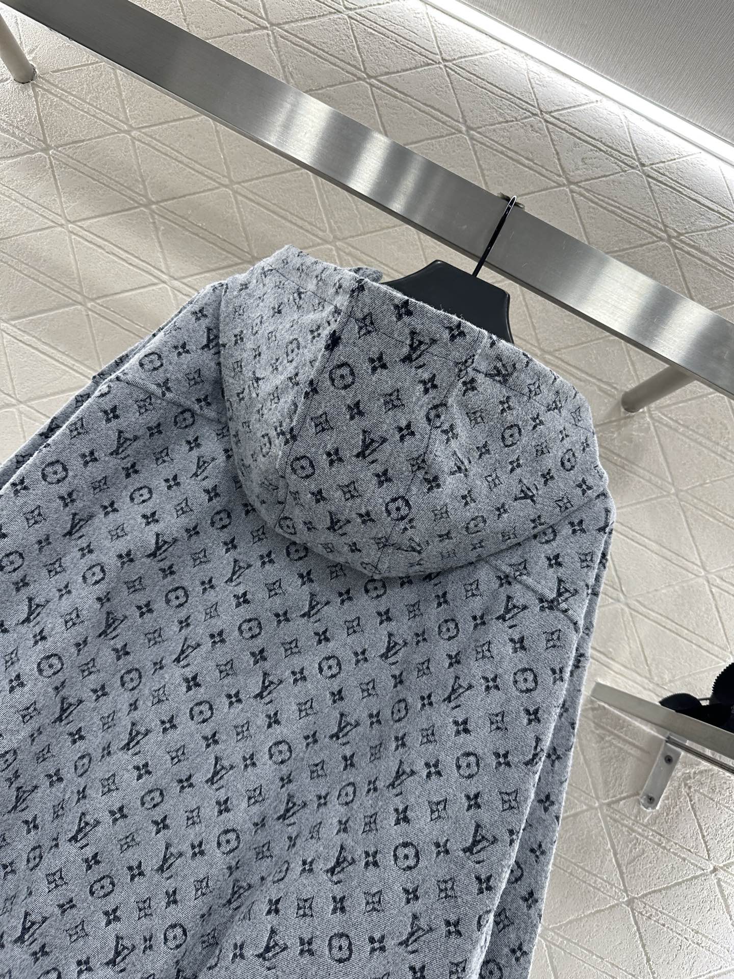 ♥Louis vuitto*♥2025新品上架 提花连帽外套定制YB进口提花材质，质感高级，挺括有型，连