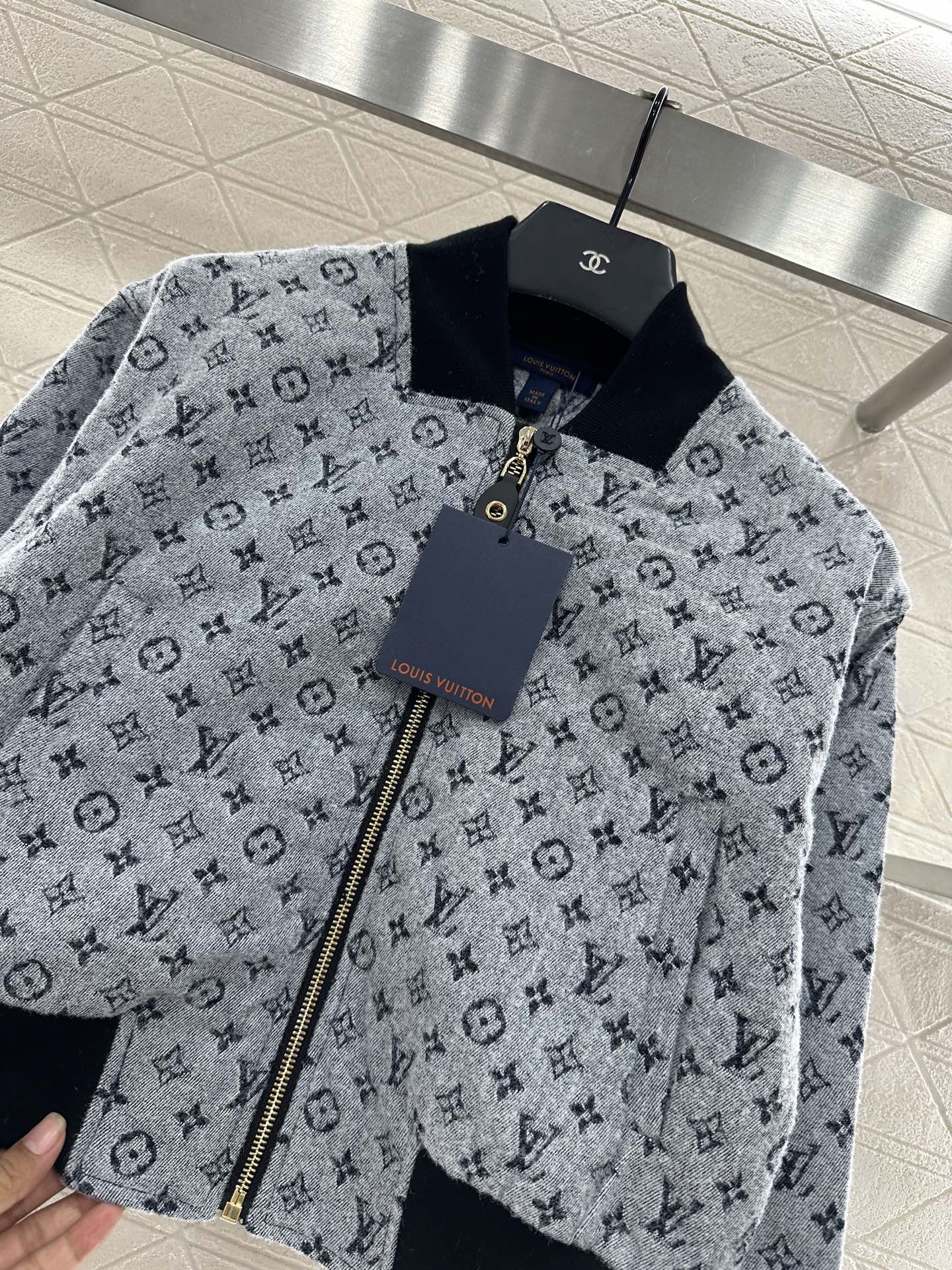 ♥Louis Vuitto*♥2025新品上架 夹克外套长裤套装定制YB进口提花材质，质感高级，挺括有型