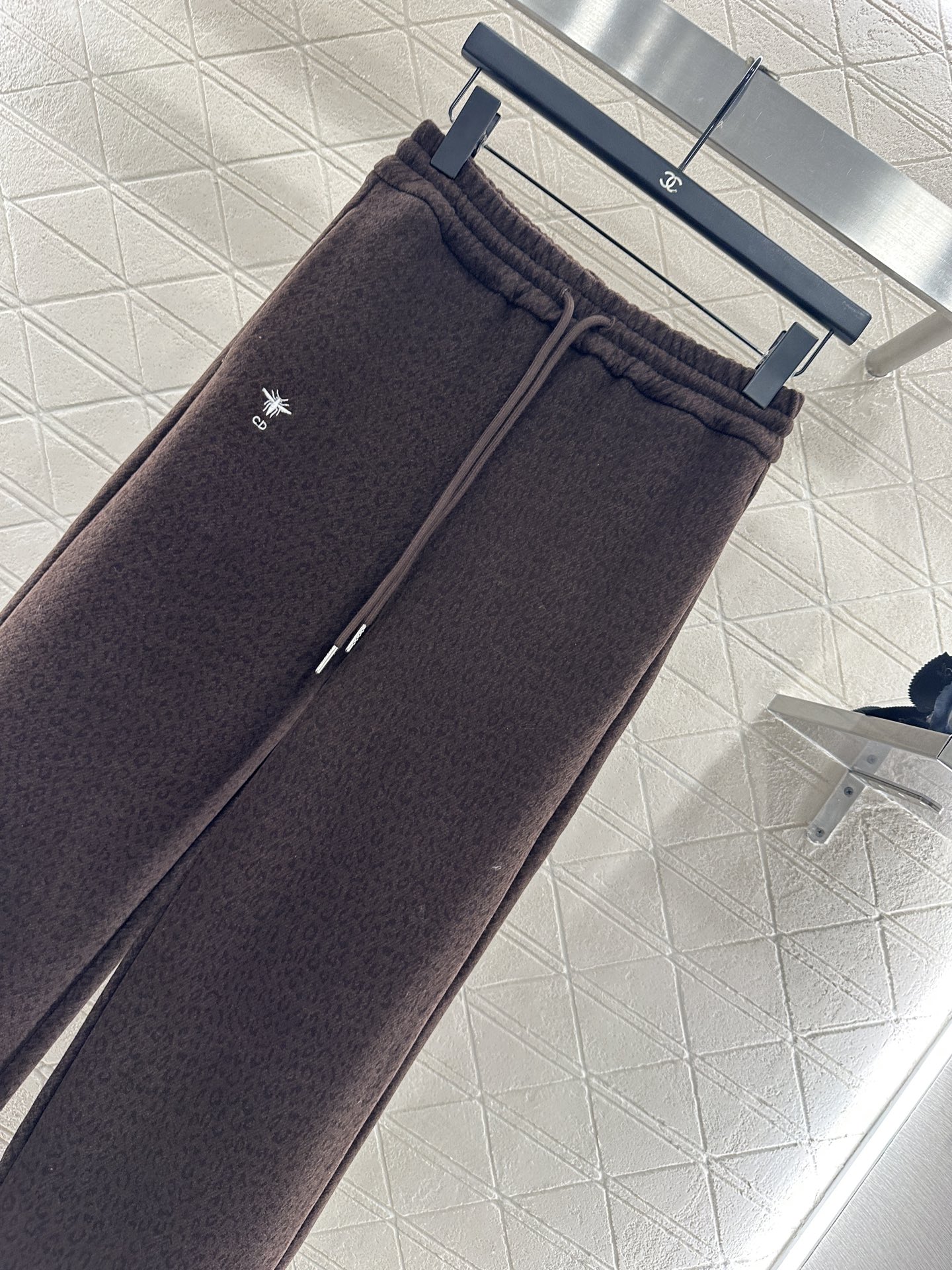 ♥Dio*♥2025新品上架 高腰抽绳阔腿长裤定制YB进口棉毛材质，面料柔软舒适，光泽细腻，高腰抽绳阔腿