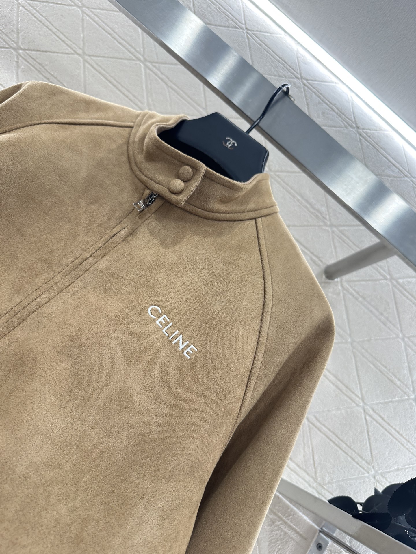 ♥Celin*♥2025新品上架 麂皮飞行夹克外套定制YB棉麂皮材质，质感光泽，肌理明显，拉链夹克外套版