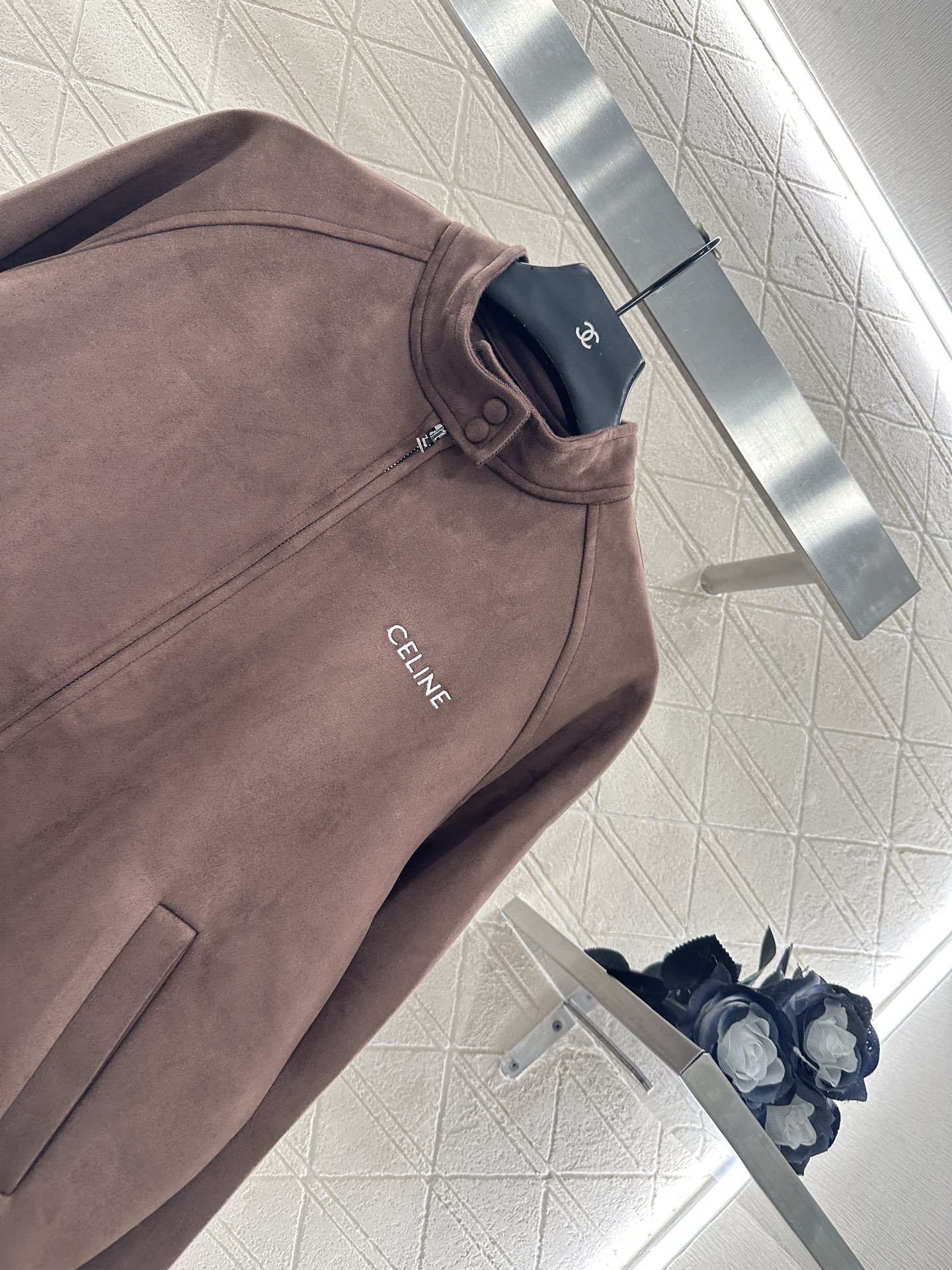 ♥Celin*♥2025新品上架 麂皮飞行夹克外套定制YB棉麂皮材质，质感光泽，肌理明显，拉链夹克外套版