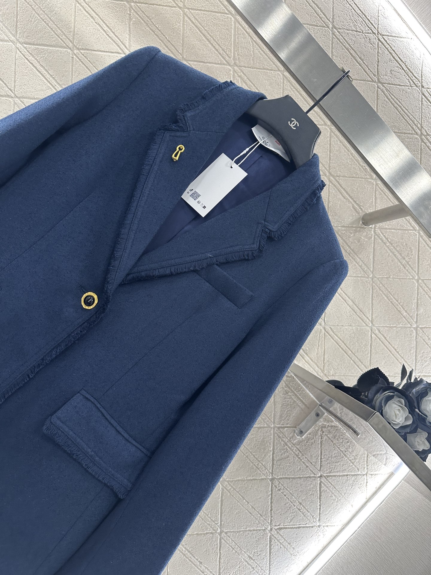 ♥Sch*♥2025新品上架 毛絮包边口袋西装外套定制YB进口棉毛材质，质感光泽，垂感更强，翻领正肩西装