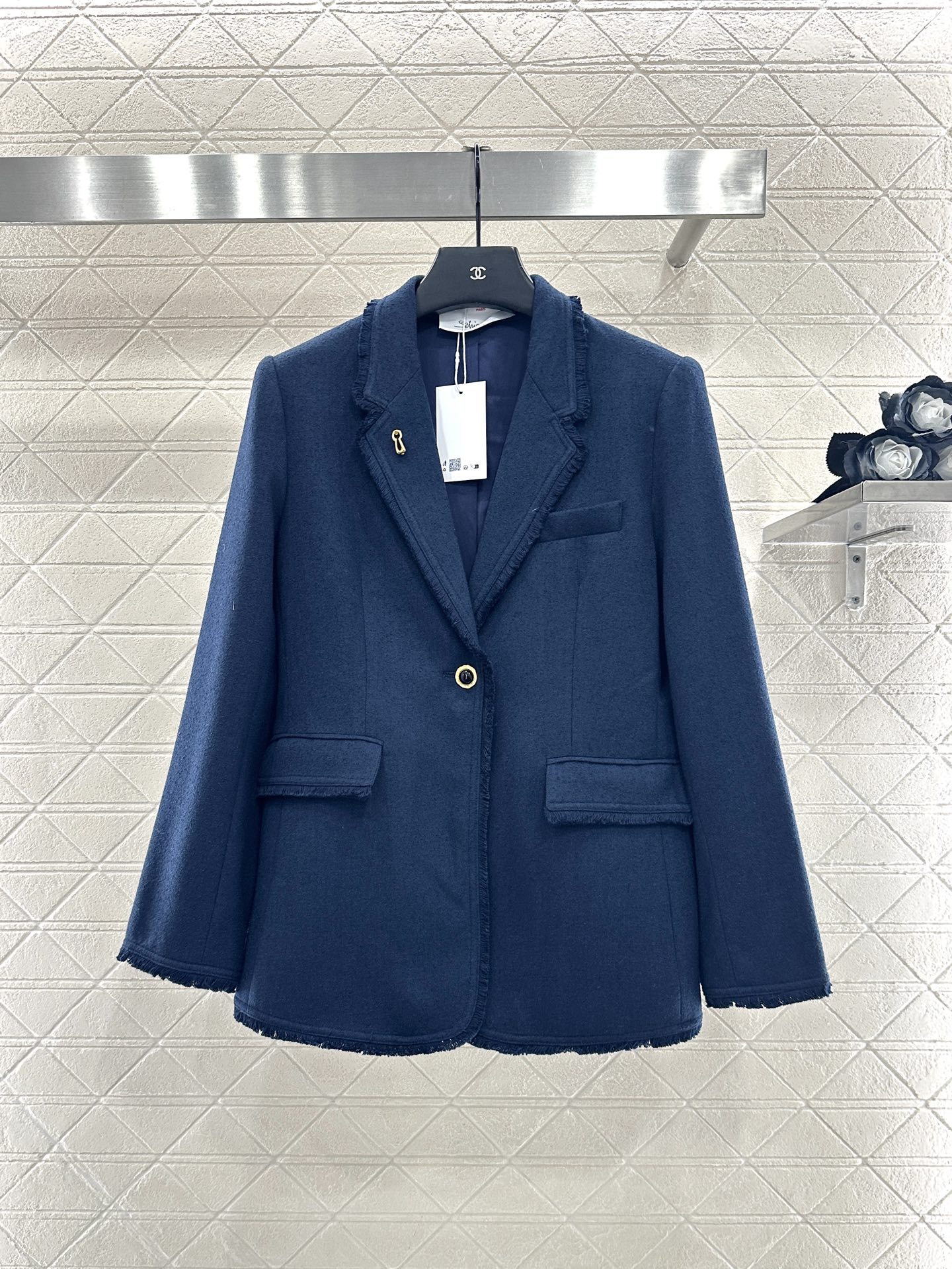 ♥Sch*♥2025新品上架 毛絮包边口袋西装外套定制YB进口棉毛材质，质感光泽，垂感更强，翻领正肩西装