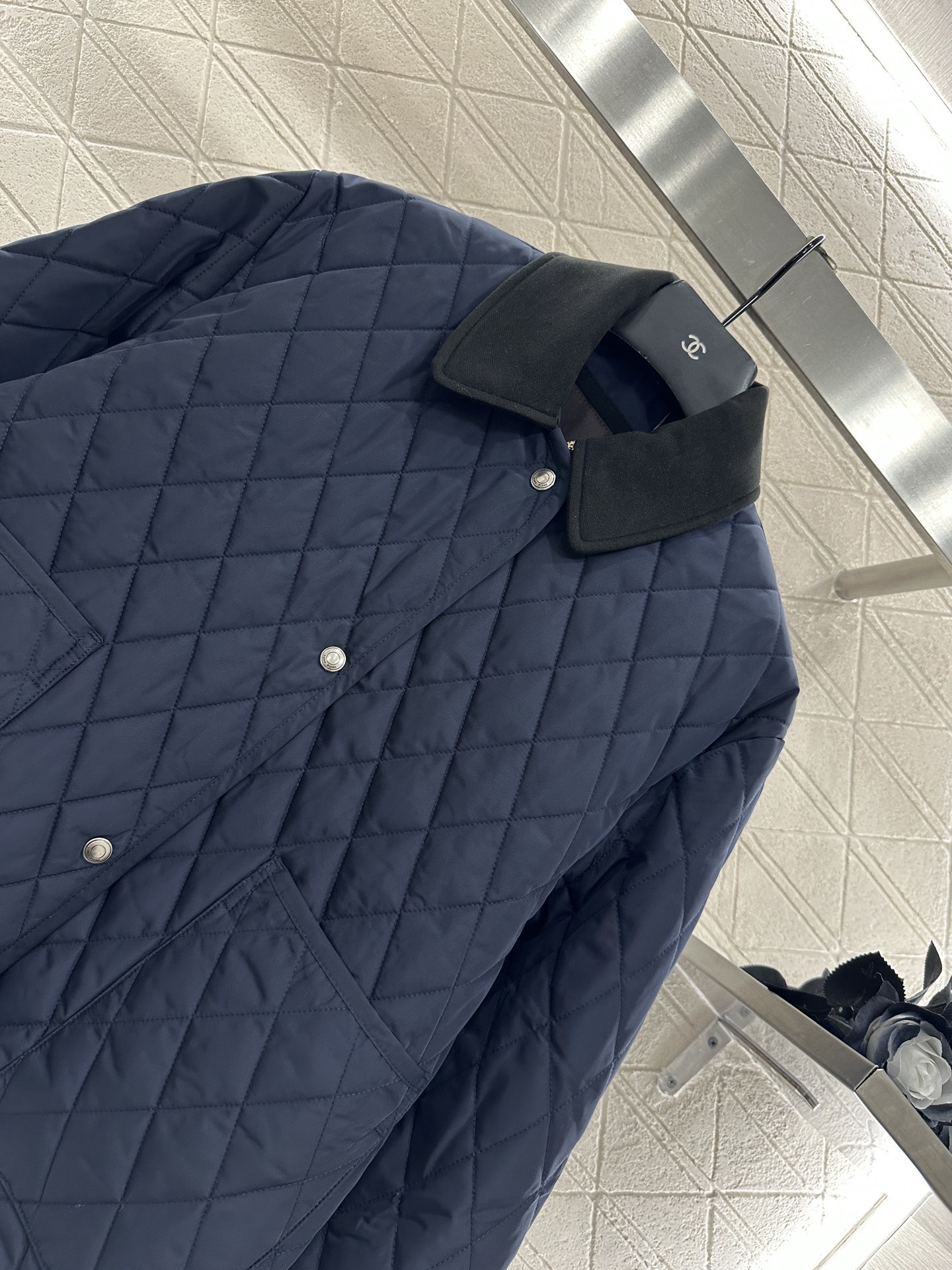 ♥lP。*♥2025新品上架 翻领两面穿棉服外套定制YB防风防水尼龙材质,羽绒棉填充内里,整件轻盈保暖,