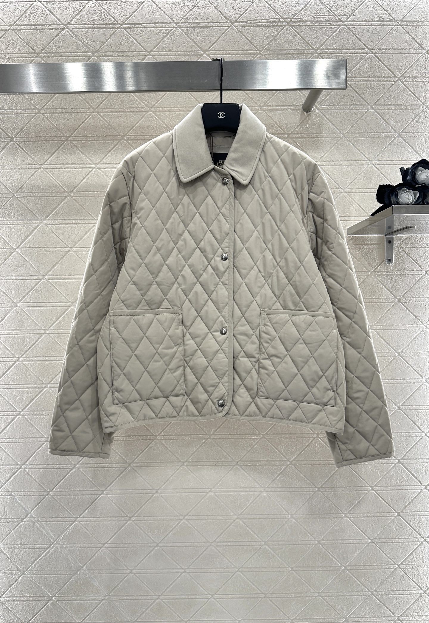 ♥lP。*♥2025新品上架 翻领两面穿棉服外套定制YB防风防水尼龙材质,羽绒棉填充内里,整件轻盈保暖,