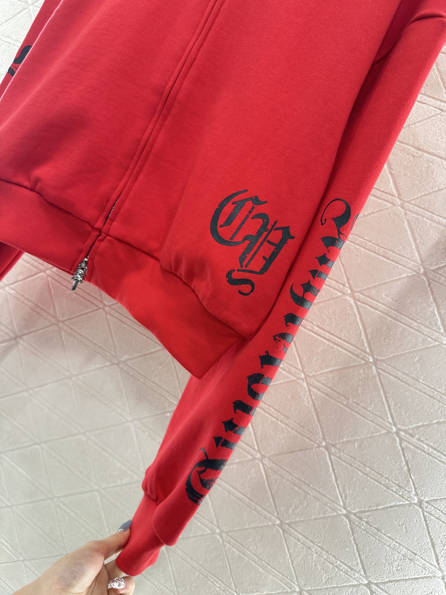 ♥Chrome hear*♥2025新品上架 字母徽标连帽外套长裤套装定制YB斜纹全棉材质，质感光泽，品
