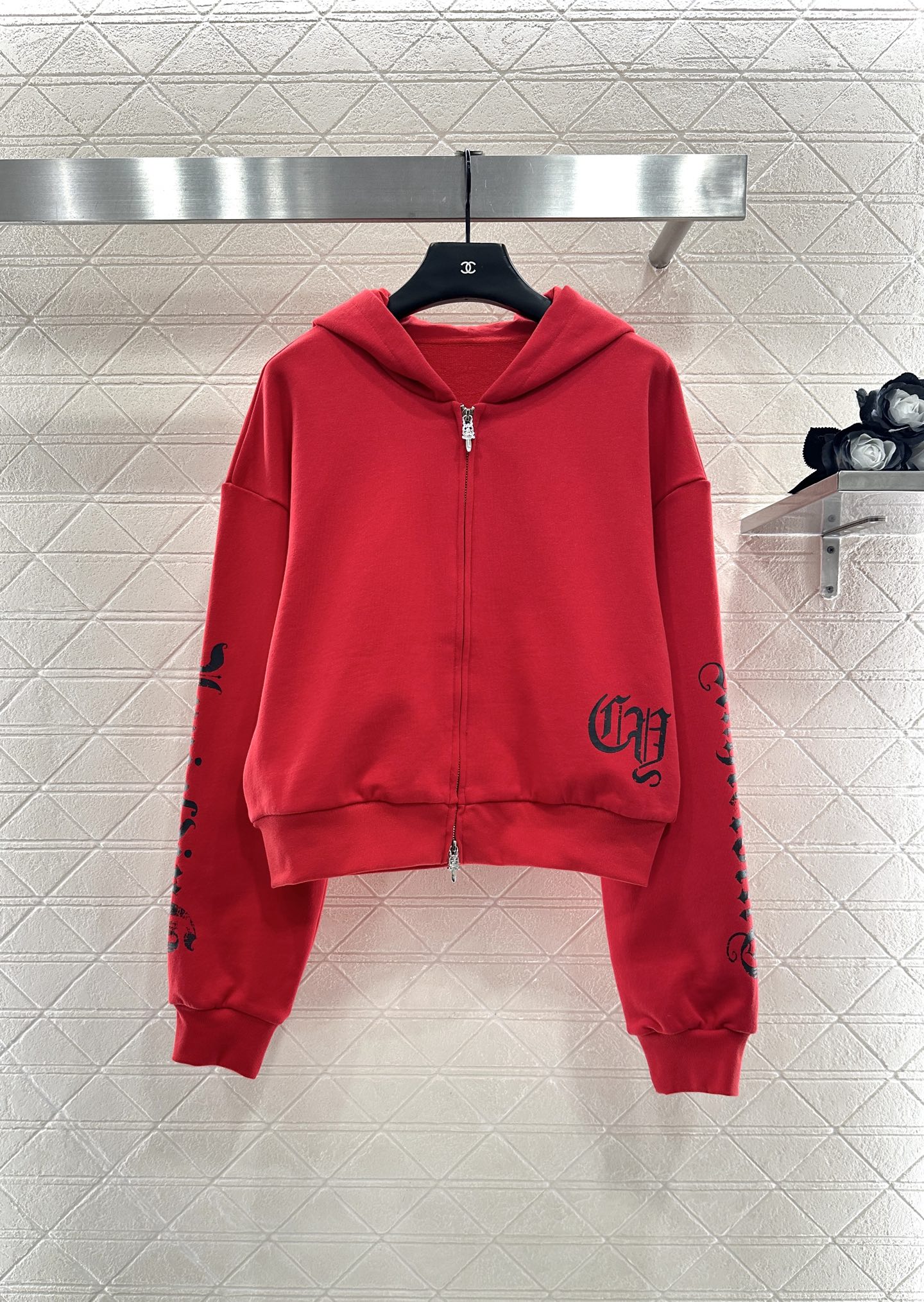 ♥Chrome hear*♥2025新品上架 字母徽标连帽外套长裤套装定制YB斜纹全棉材质，质感光泽，品