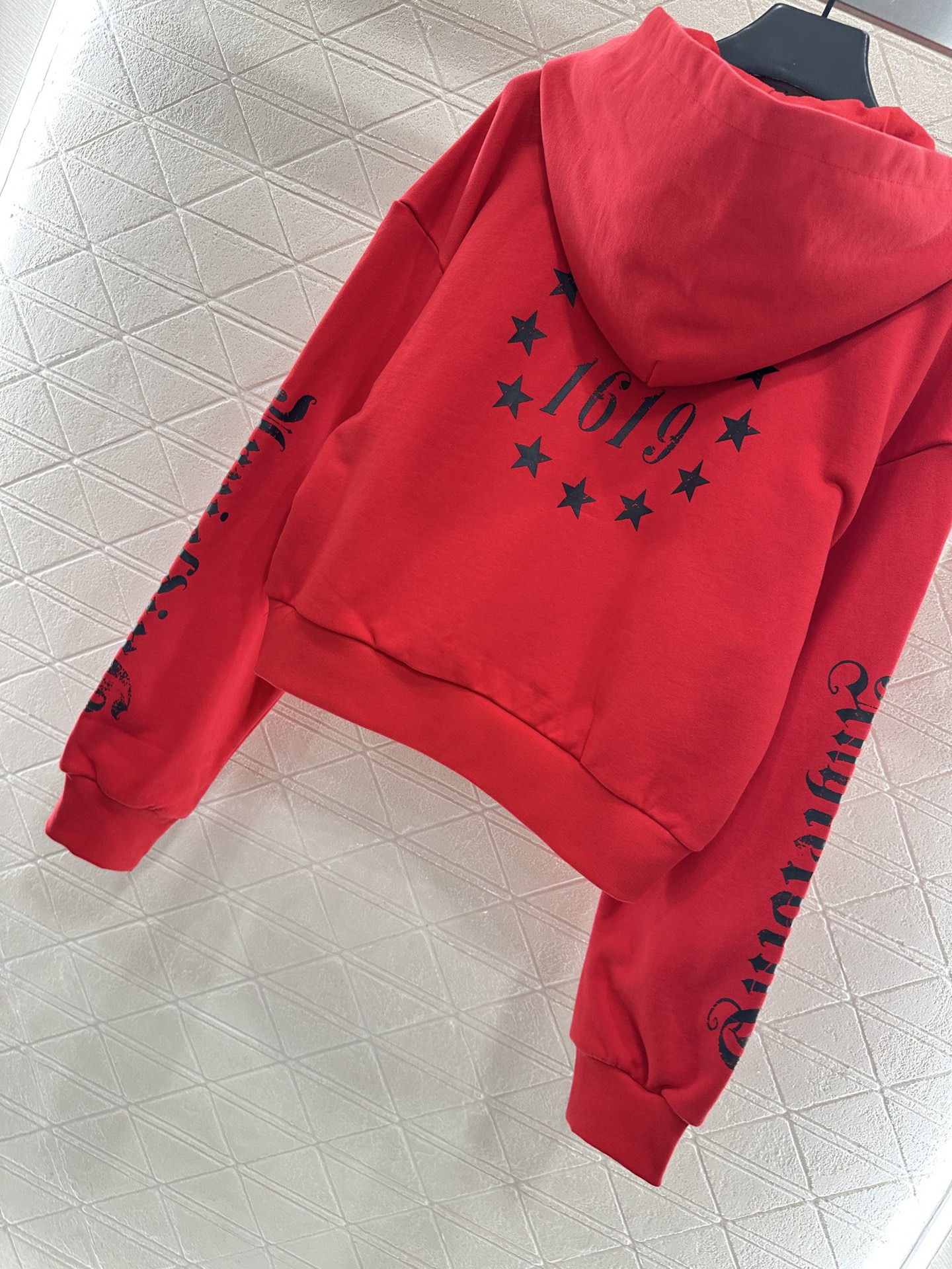 ♥Chrome hear*♥2025新品上架 字母徽标连帽外套长裤套装定制YB斜纹全棉材质，质感光泽，品