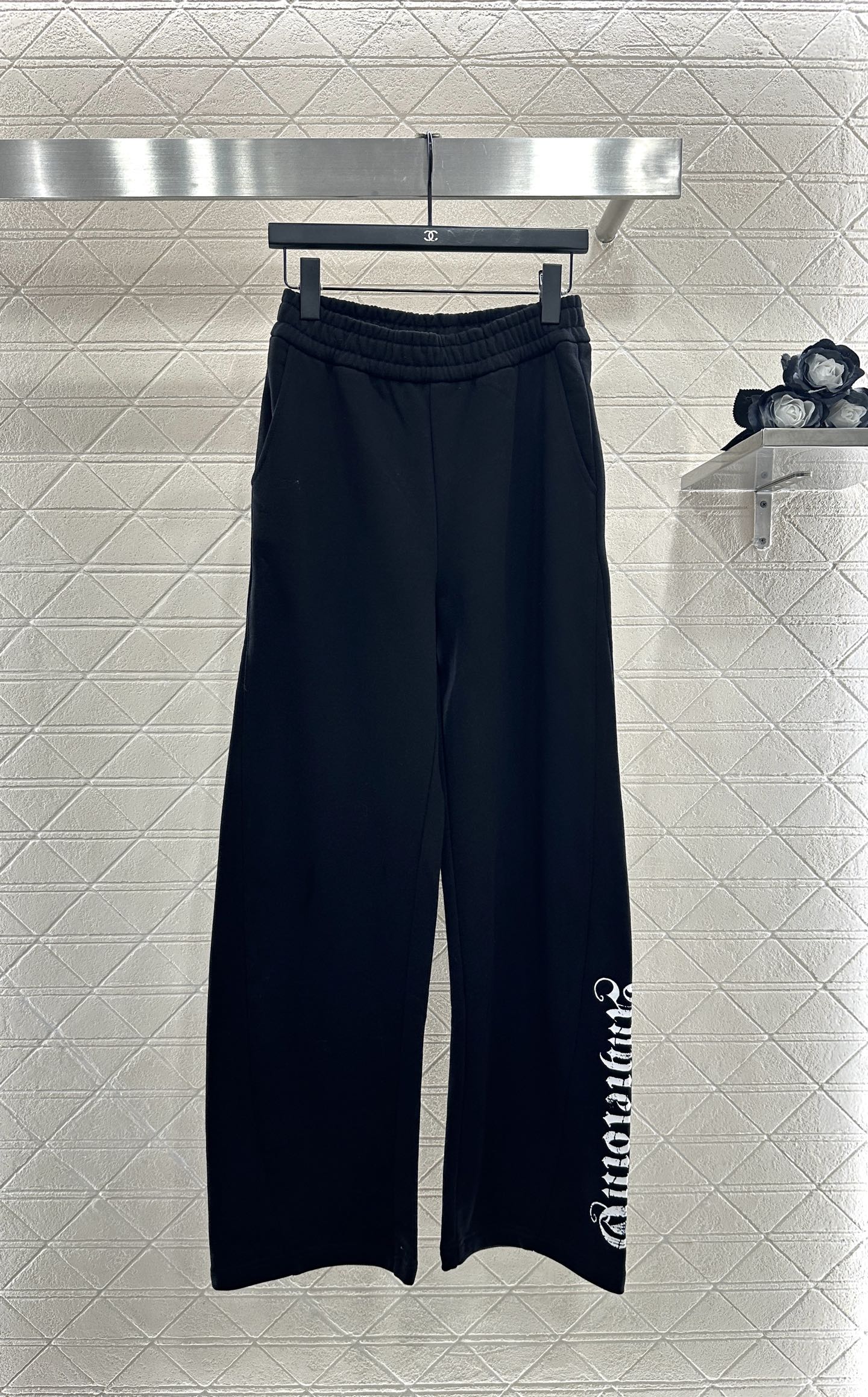 ♥Chrome hear*♥2025新品上架 字母徽标连帽外套长裤套装定制YB斜纹全棉材质，质感光泽，品