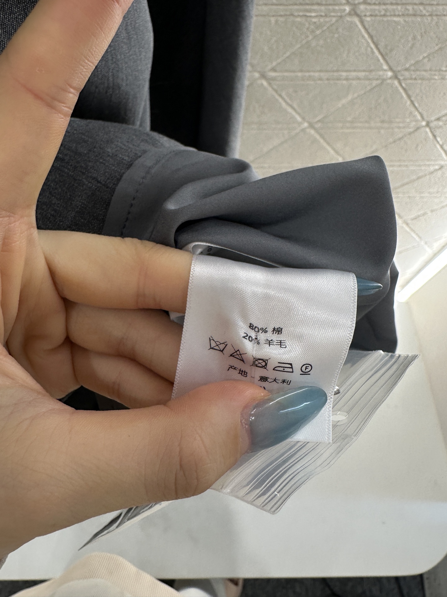 ♥Dio*♥2025新品上架 珍珠环绕腰带连衣裙定制YB进口棉毛材质，质感细腻，垂感有型，长袖圆领连衣裙