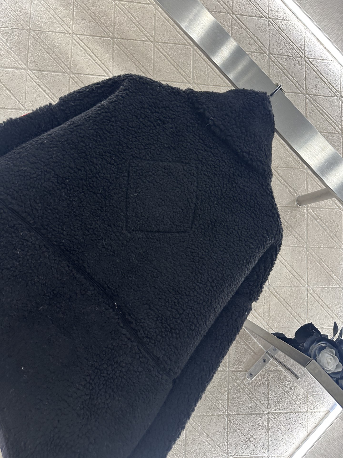 ♥Canada goos♥2025新品上架 泰迪毛绒外套通体饰以泰迪毛绒材质，质感柔软舒适，时髦洋气，立