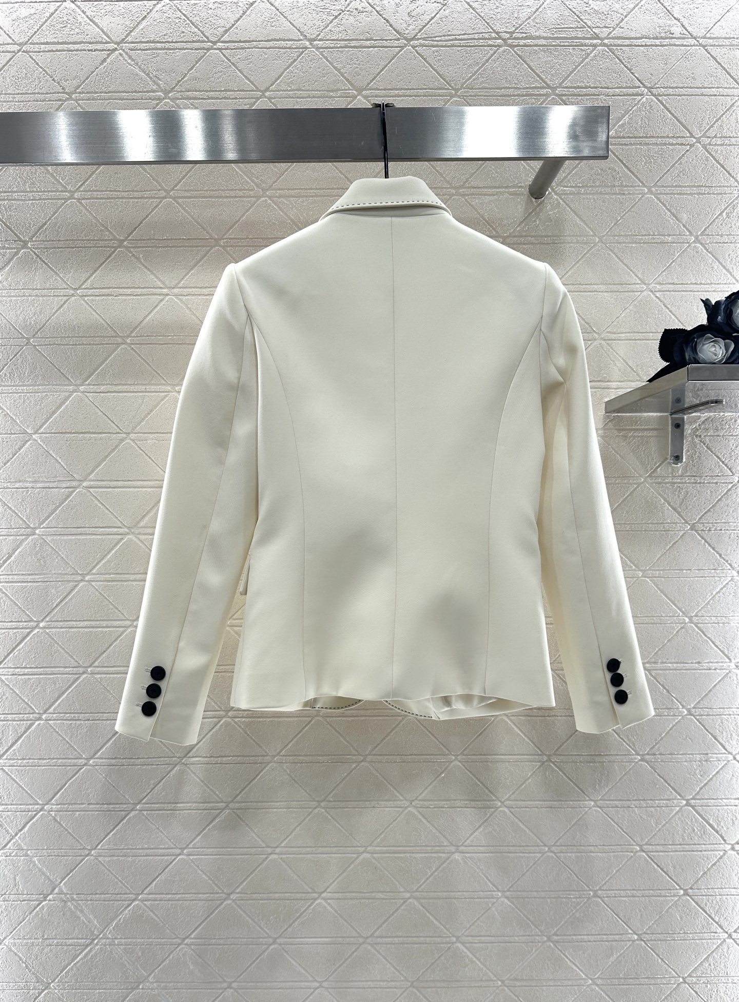 ♥Miumi*♥2025新品上架 西装外套百褶半裙套装定制YB进口醋酸材质，质感高级舒适，文艺复古感明显