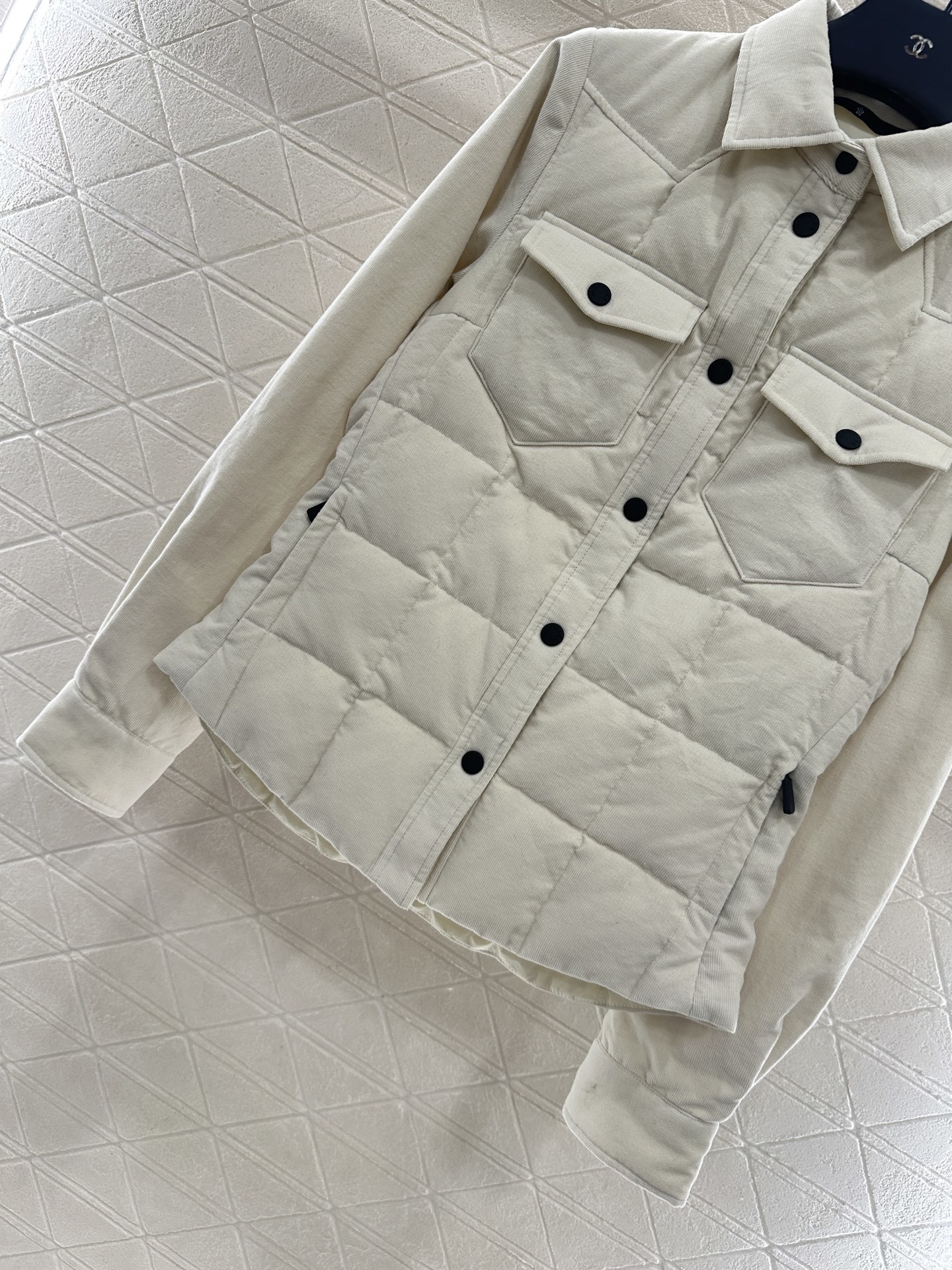 ♥Moncle*♥2025新品上架对称口袋翻领棉服灯芯绒外套定制YB进口灯芯绒材质,品相还原,质感高级,