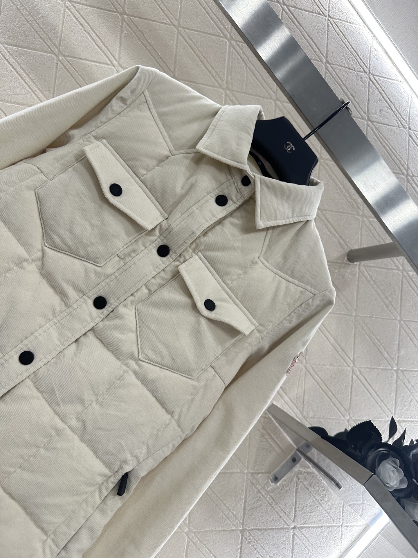 ♥Moncle*♥2025新品上架对称口袋翻领棉服灯芯绒外套定制YB进口灯芯绒材质,品相还原,质感高级,