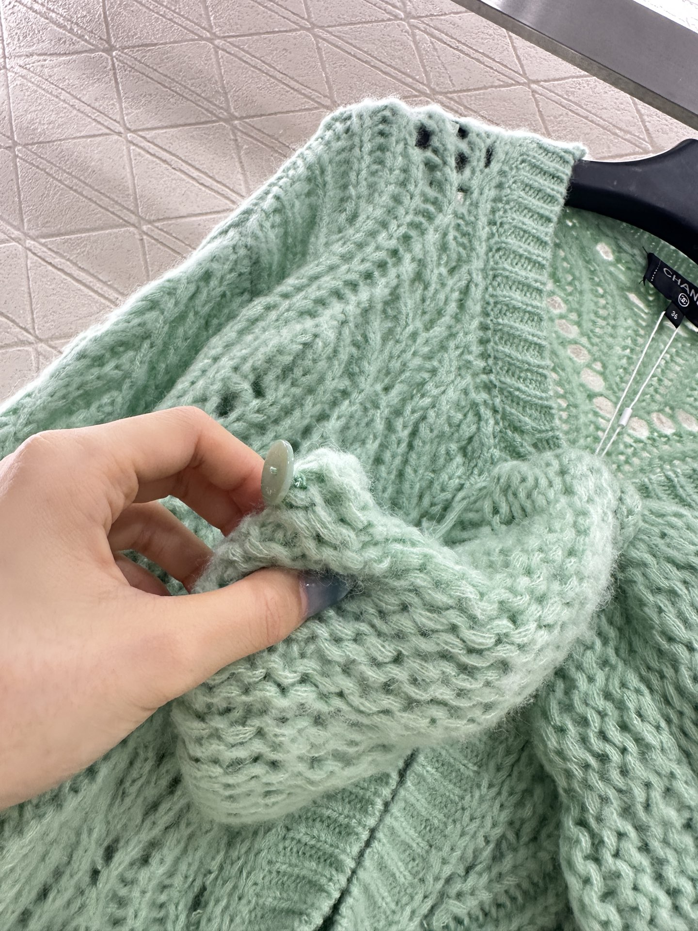 ♥Chane*♥2025新品上架 蝴蝶结镂空针织裙定制YB羊绒纱线织造，穿搭舒适，柔软细腻，针织连衣裙剪