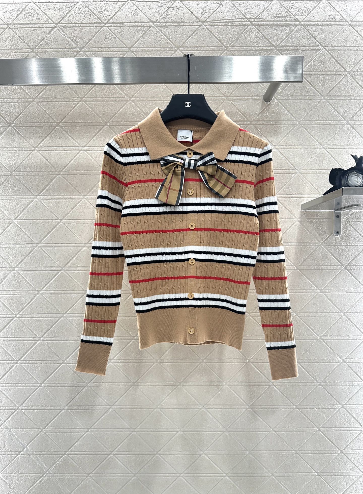 ♥BBR*♥2025新品上架 翻领蝴蝶结格纹开衫定制YB羊毛纱线织造，细腻柔软，弹力十足，翻领针织开衫毛