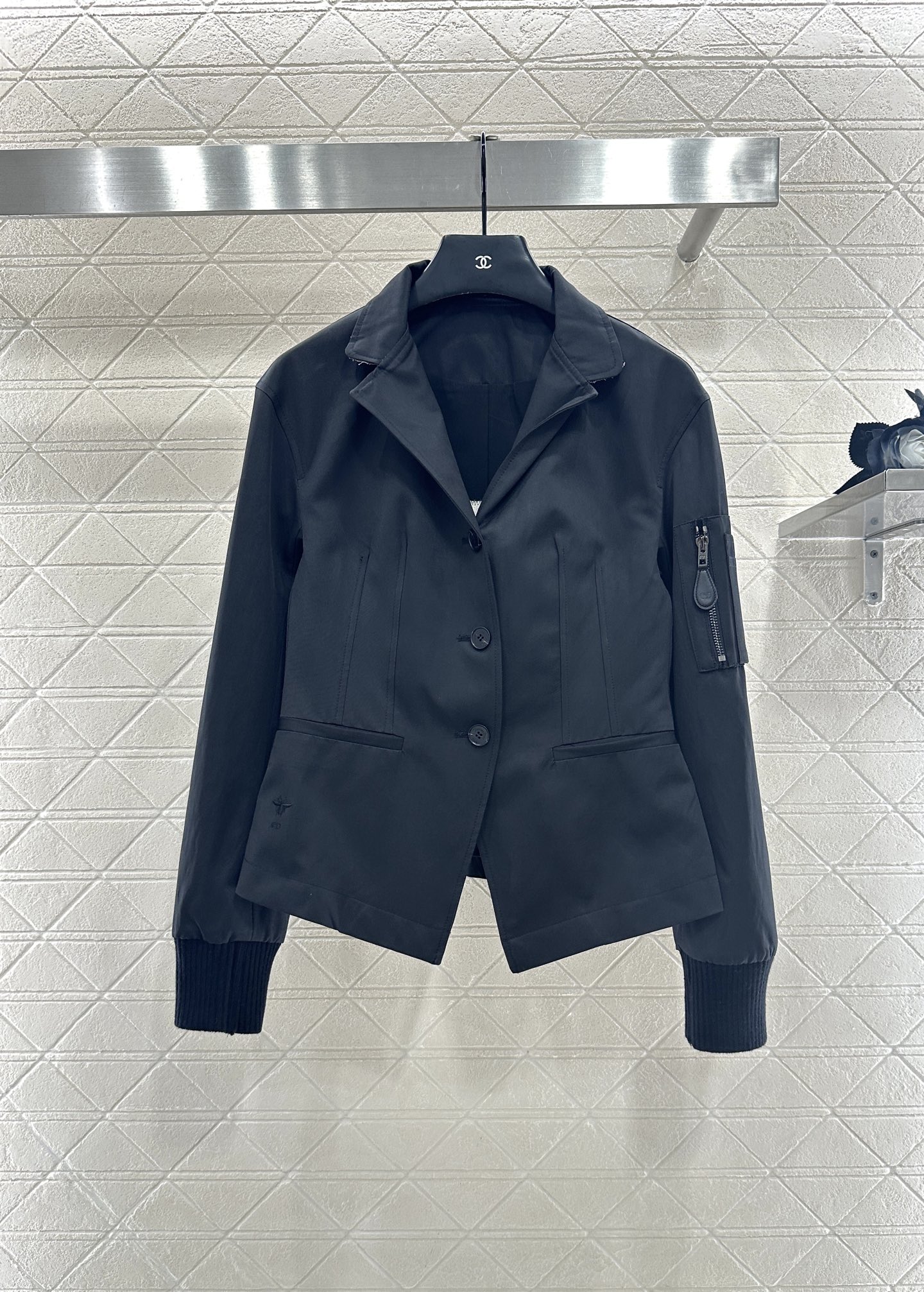 ♥Dio*♥2025新品上架 口袋立领外套定制YB斜纹全棉材质，质感高级，穿搭舒适，立翻领外套版型，前襟