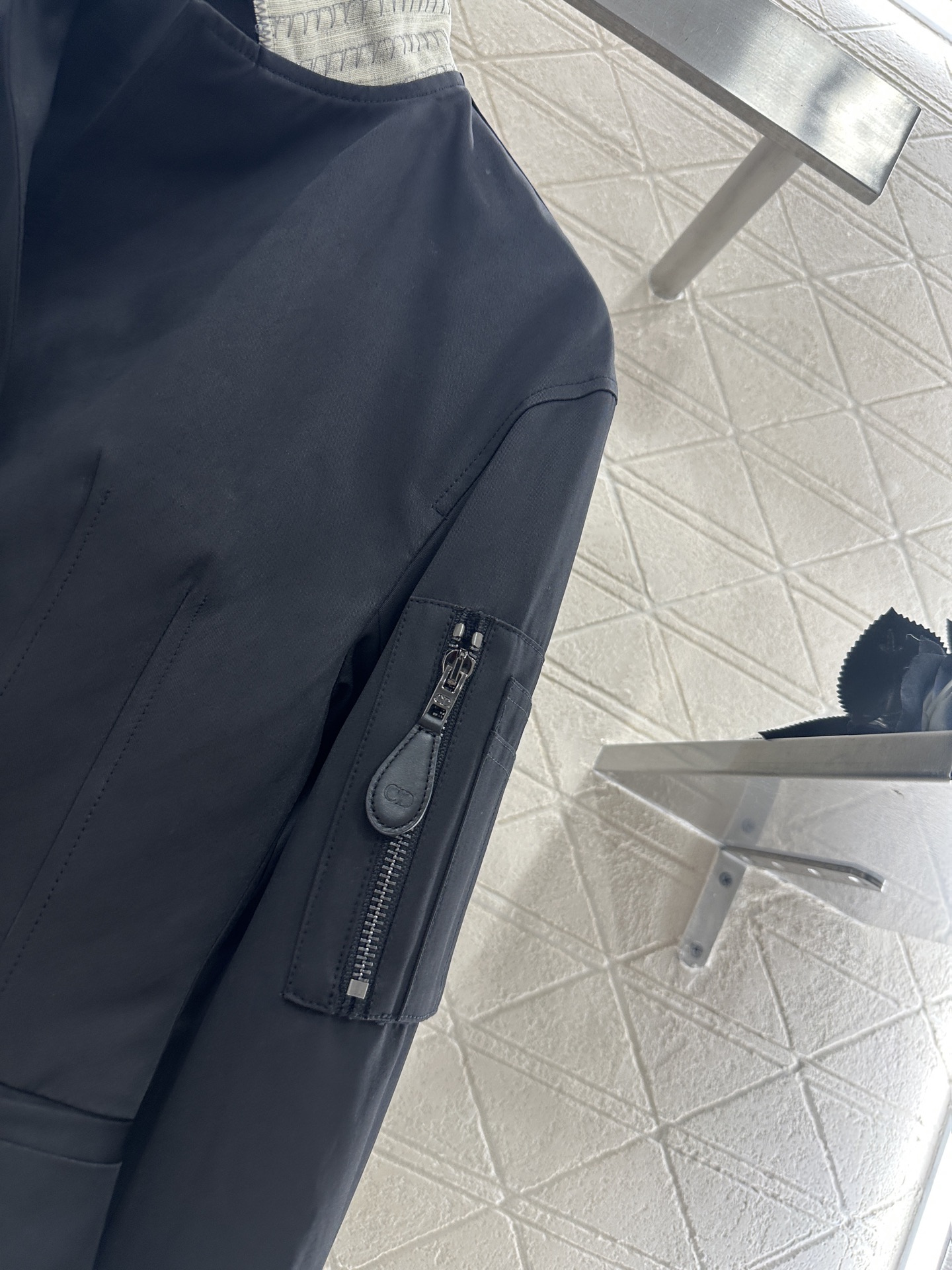 ♥Dio*♥2025新品上架 口袋立领外套定制YB斜纹全棉材质，质感高级，穿搭舒适，立翻领外套版型，前襟