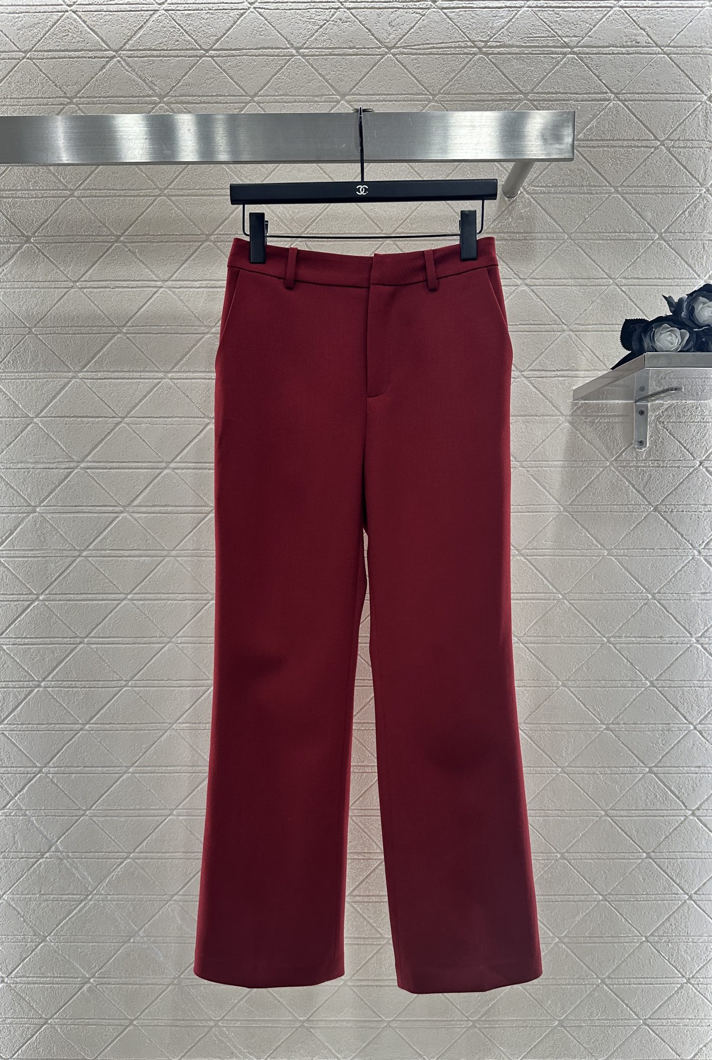 ♥Gucc*♥2025新品上架定制YB进口精仿羊毛混纺材质，质感高级，挺括有型，翻领正肩西装外套搭配短裤