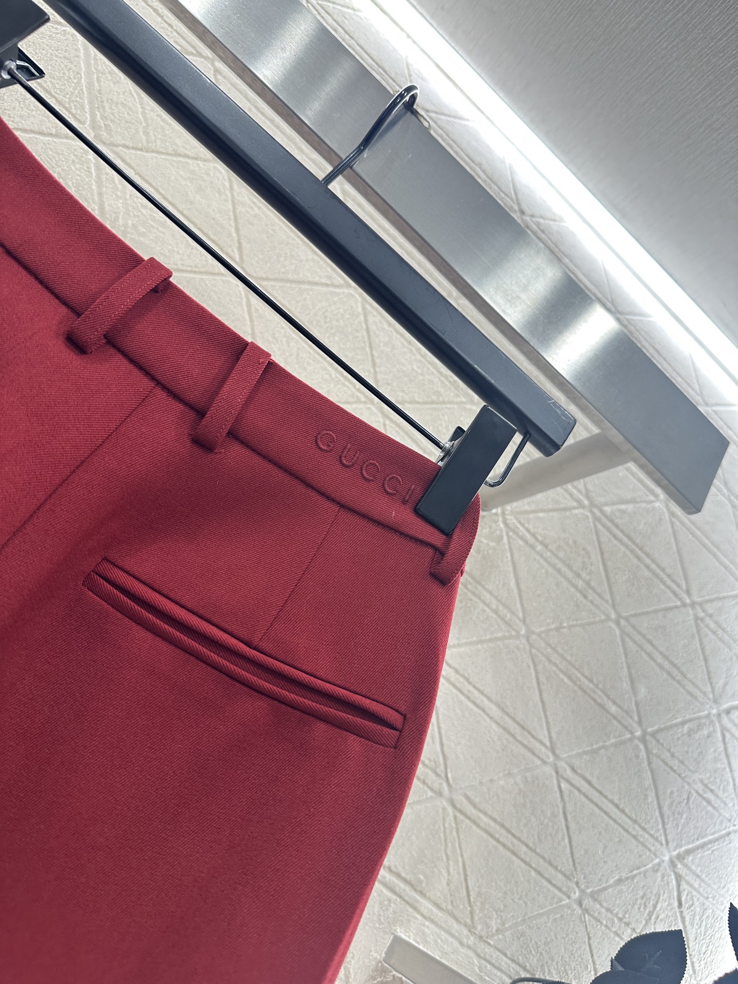 ♥Gucc*♥2025新品上架定制YB进口精仿羊毛混纺材质，质感高级，挺括有型，翻领正肩西装外套搭配短裤