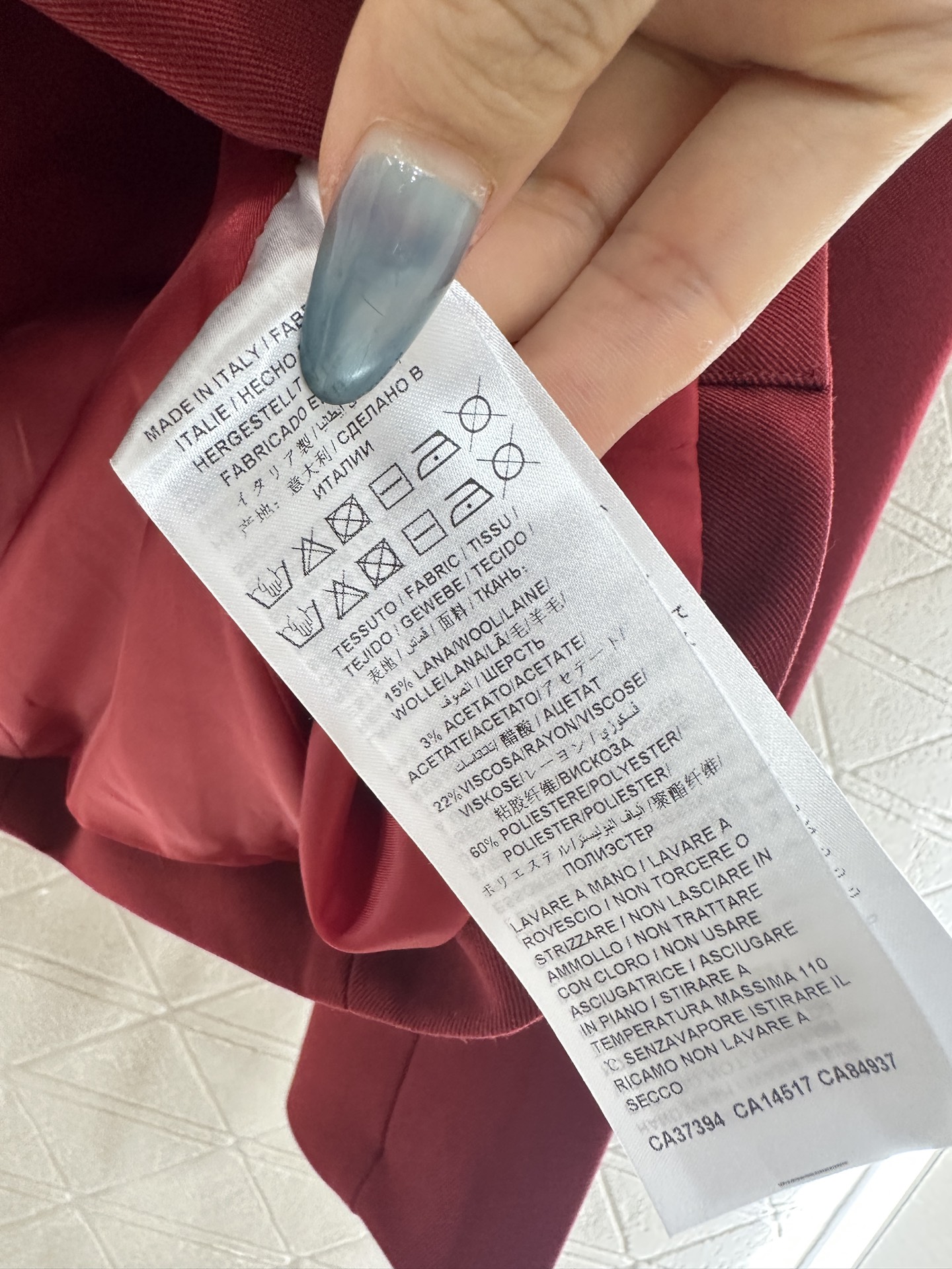 ♥Gucc*♥2025新品上架定制YB进口精仿羊毛混纺材质，质感高级，挺括有型，翻领正肩西装外套搭配短裤