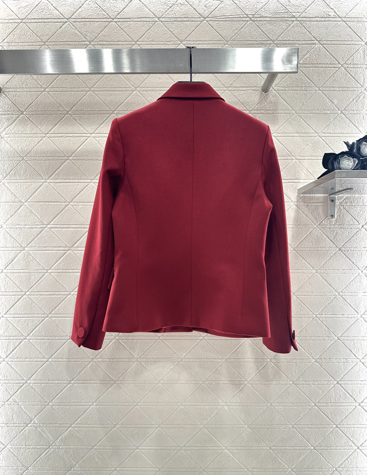 ♥Gucc*♥2025新品上架定制YB进口精仿羊毛混纺材质，质感高级，挺括有型，翻领正肩西装外套搭配短裤