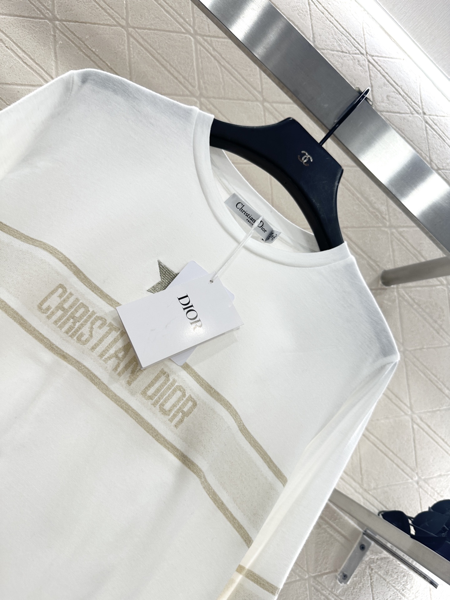 ♥Dio*♥2025新品上架 圆领刺绣字母长袖定制YB斜纹全棉材质，质感舒适，弹力好穿，圆领套头长袖裁剪