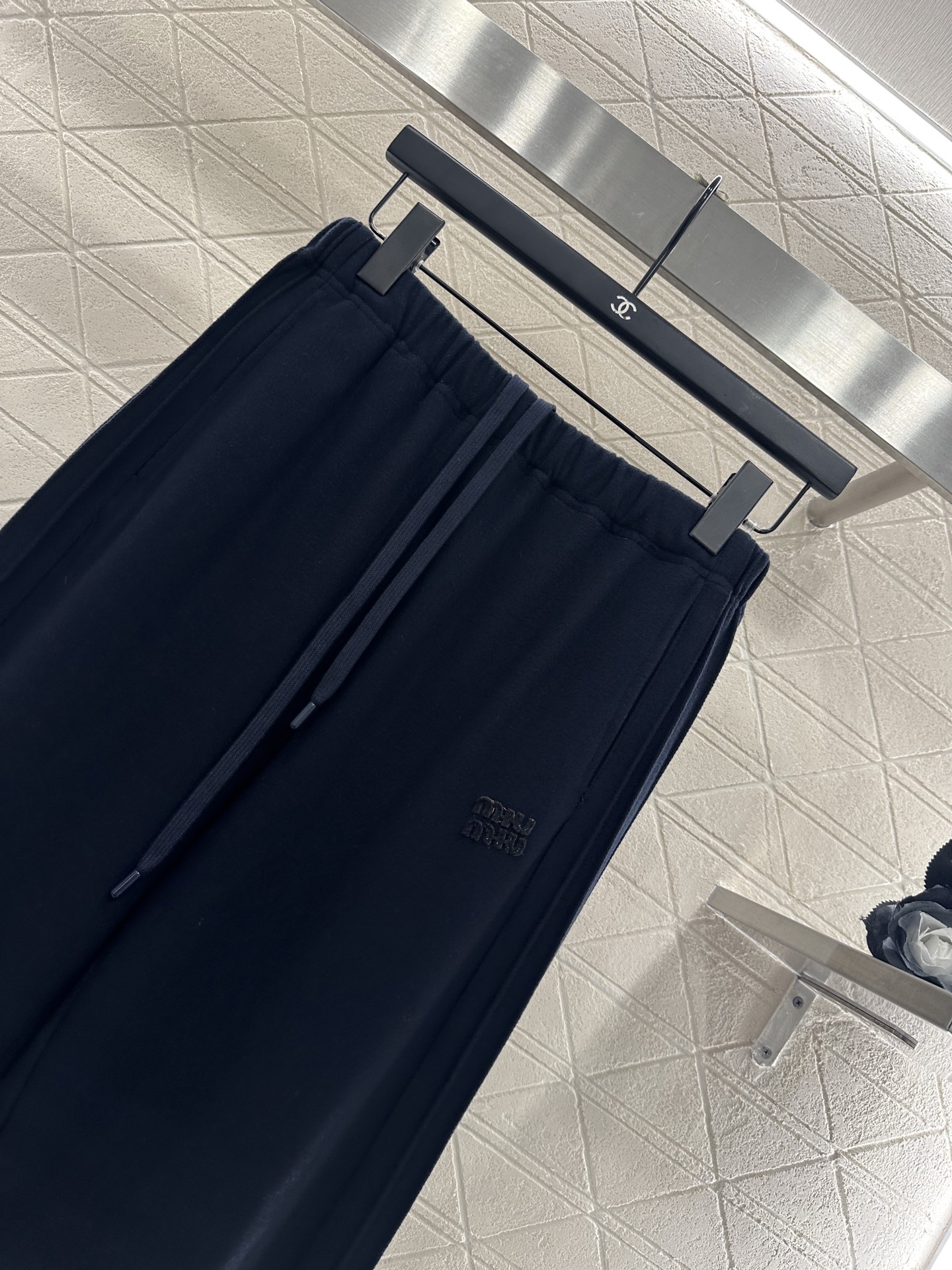 ♥Miumi*♥2025新品上架 螺纹棒球外套长裤套装定制YB进口棉纶材质，质感光泽，垂顺舒适，廓形棒球