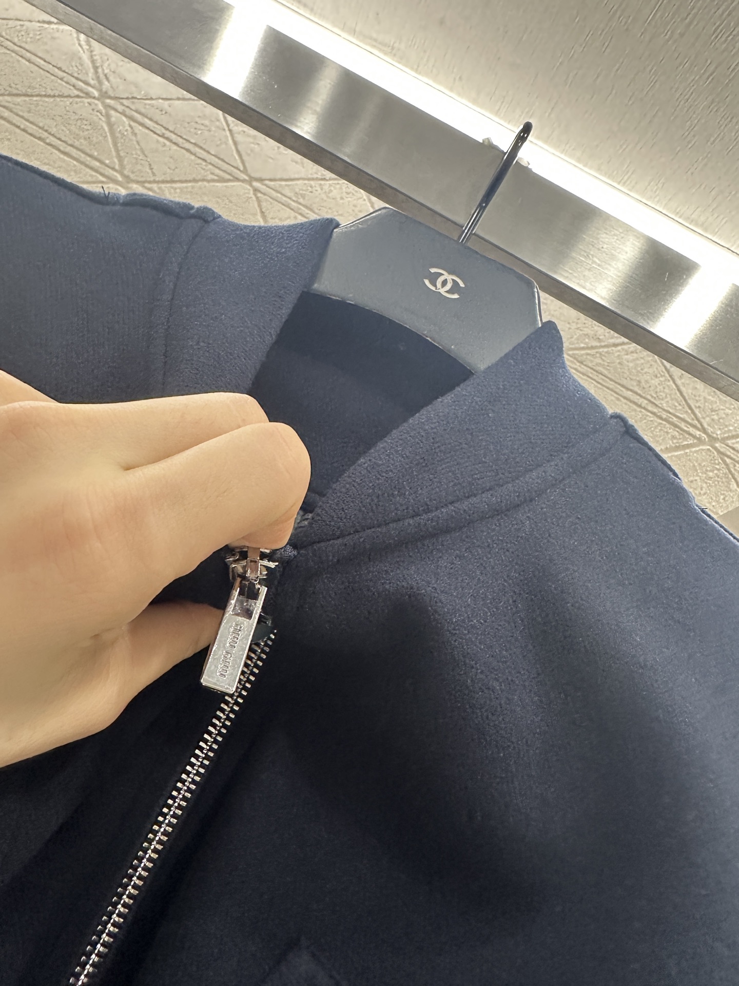 ♥Miumi*♥2025新品上架 螺纹棒球外套长裤套装定制YB进口棉纶材质，质感光泽，垂顺舒适，廓形棒球