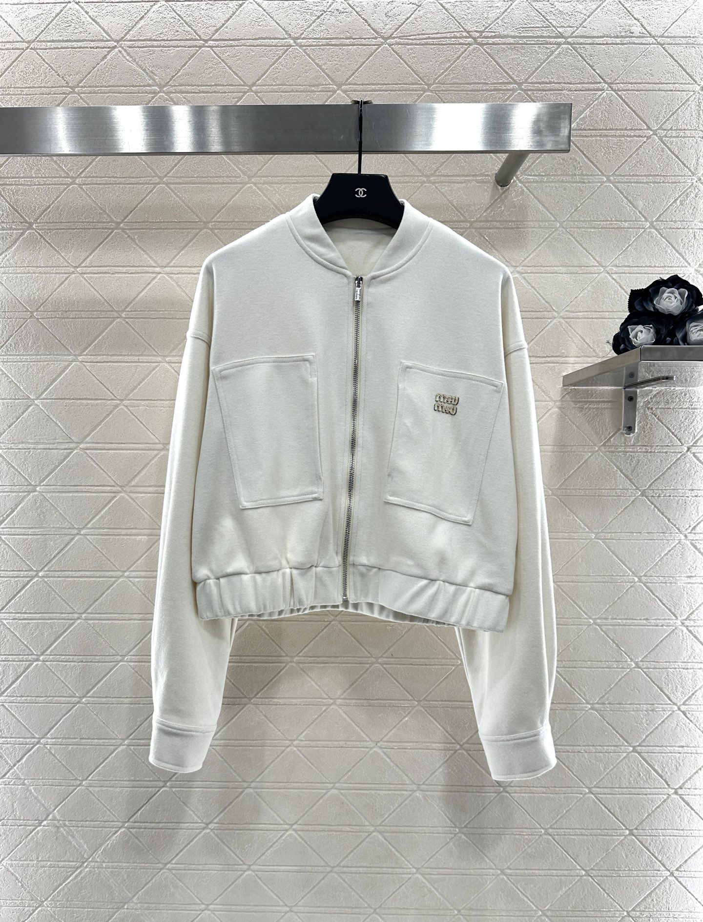 ♥Miumi*♥2025新品上架 螺纹棒球外套长裤套装定制YB进口棉纶材质，质感光泽，垂顺舒适，廓形棒球