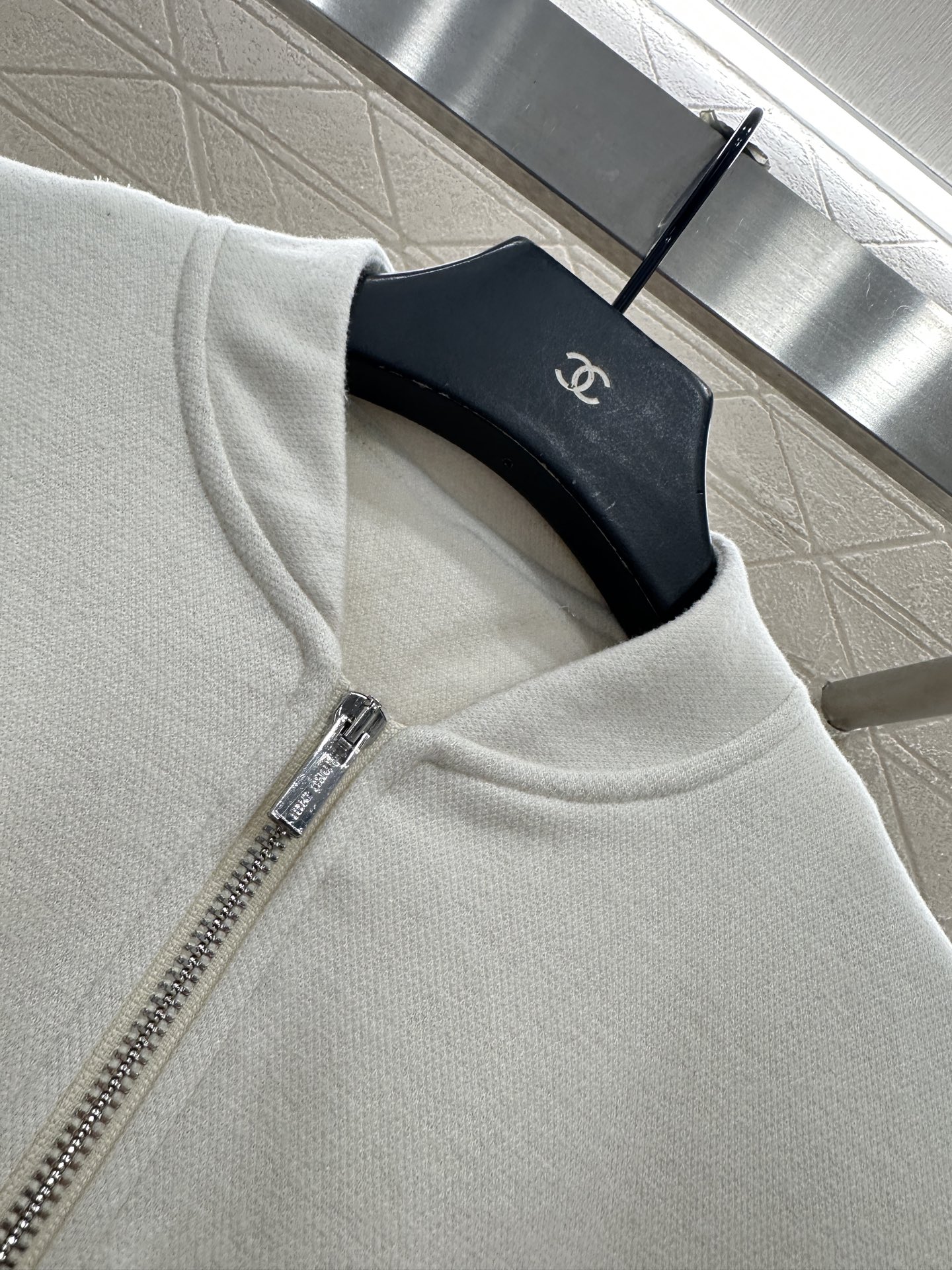 ♥Miumi*♥2025新品上架 螺纹棒球外套长裤套装定制YB进口棉纶材质，质感光泽，垂顺舒适，廓形棒球