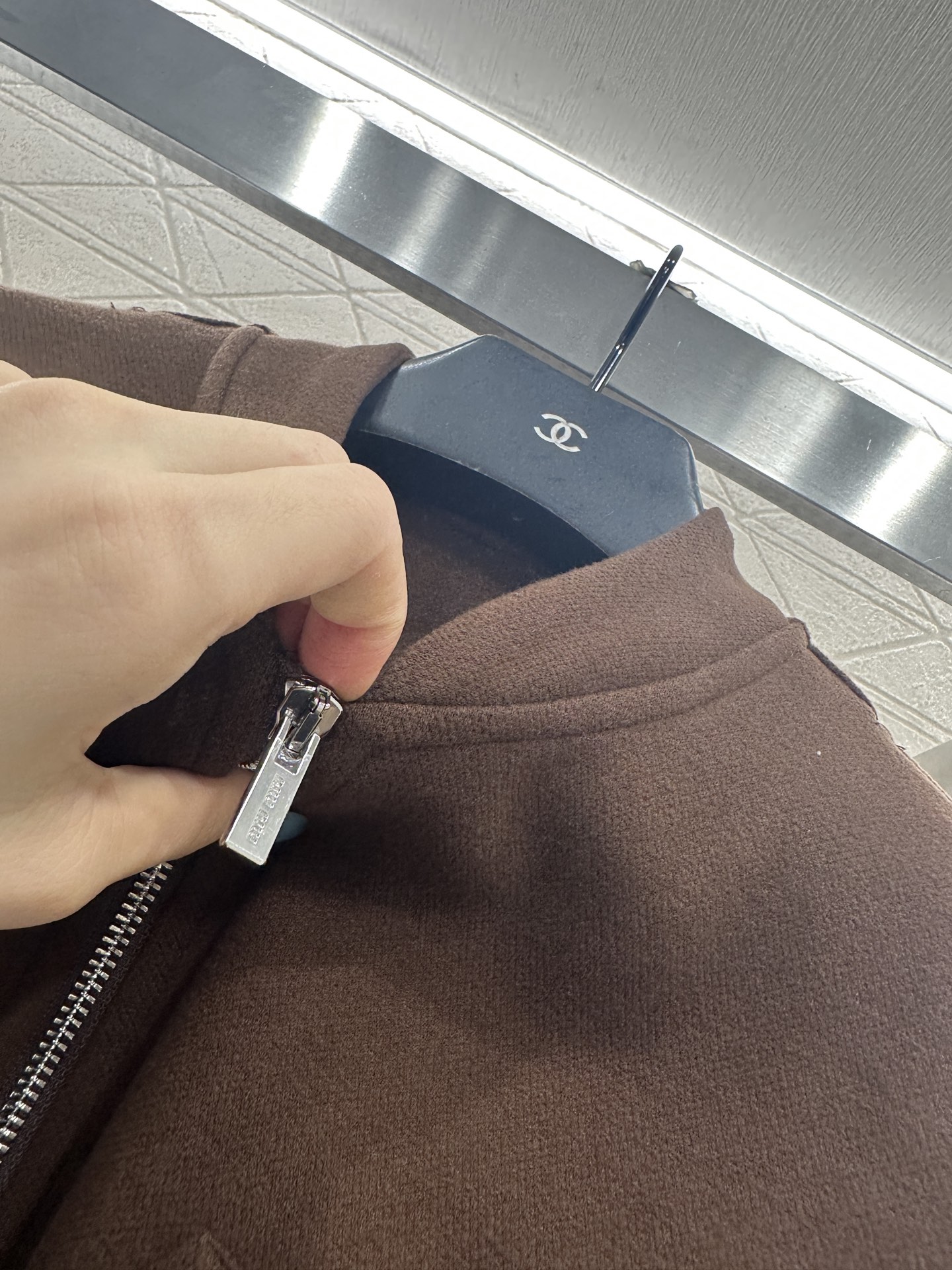 ♥Miumi*♥2025新品上架 螺纹棒球外套长裤套装定制YB进口棉纶材质，质感光泽，垂顺舒适，廓形棒球