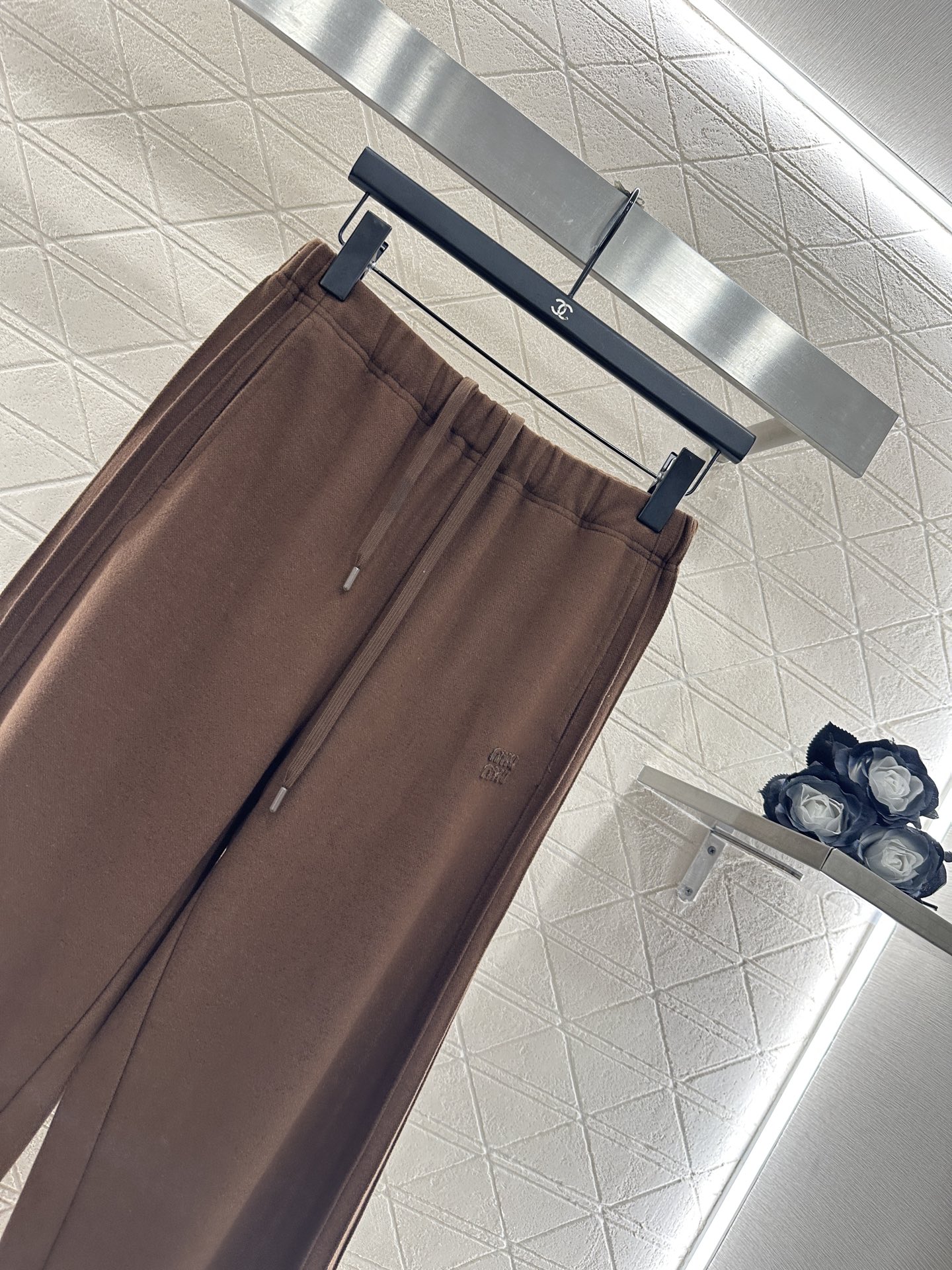 ♥Miumi*♥2025新品上架 螺纹棒球外套长裤套装定制YB进口棉纶材质，质感光泽，垂顺舒适，廓形棒球