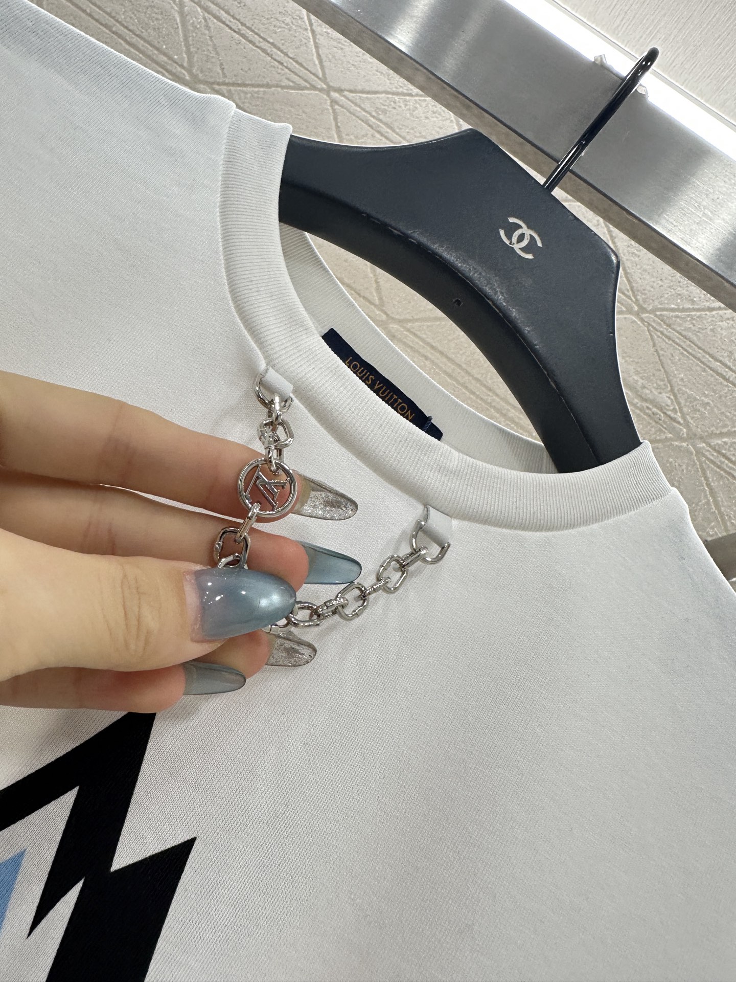 ♥Louis Vuitto*♥2025新品上架 链条圆领印花𝑇𝑒𝑒滑雪系列#定制YB斜纹全棉材质，透气舒