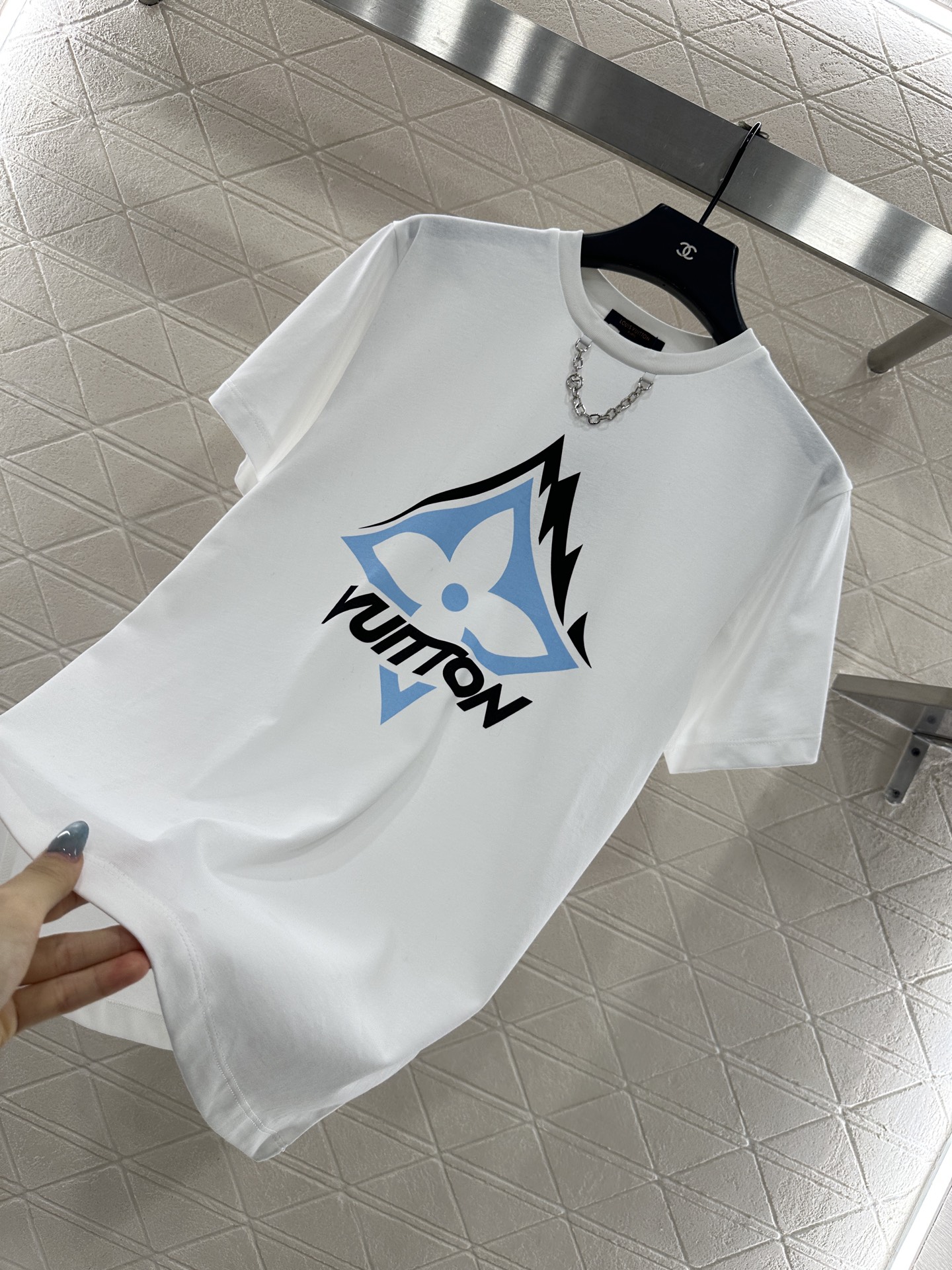 ♥Louis Vuitto*♥2025新品上架 链条圆领印花𝑇𝑒𝑒滑雪系列#定制YB斜纹全棉材质，透气舒