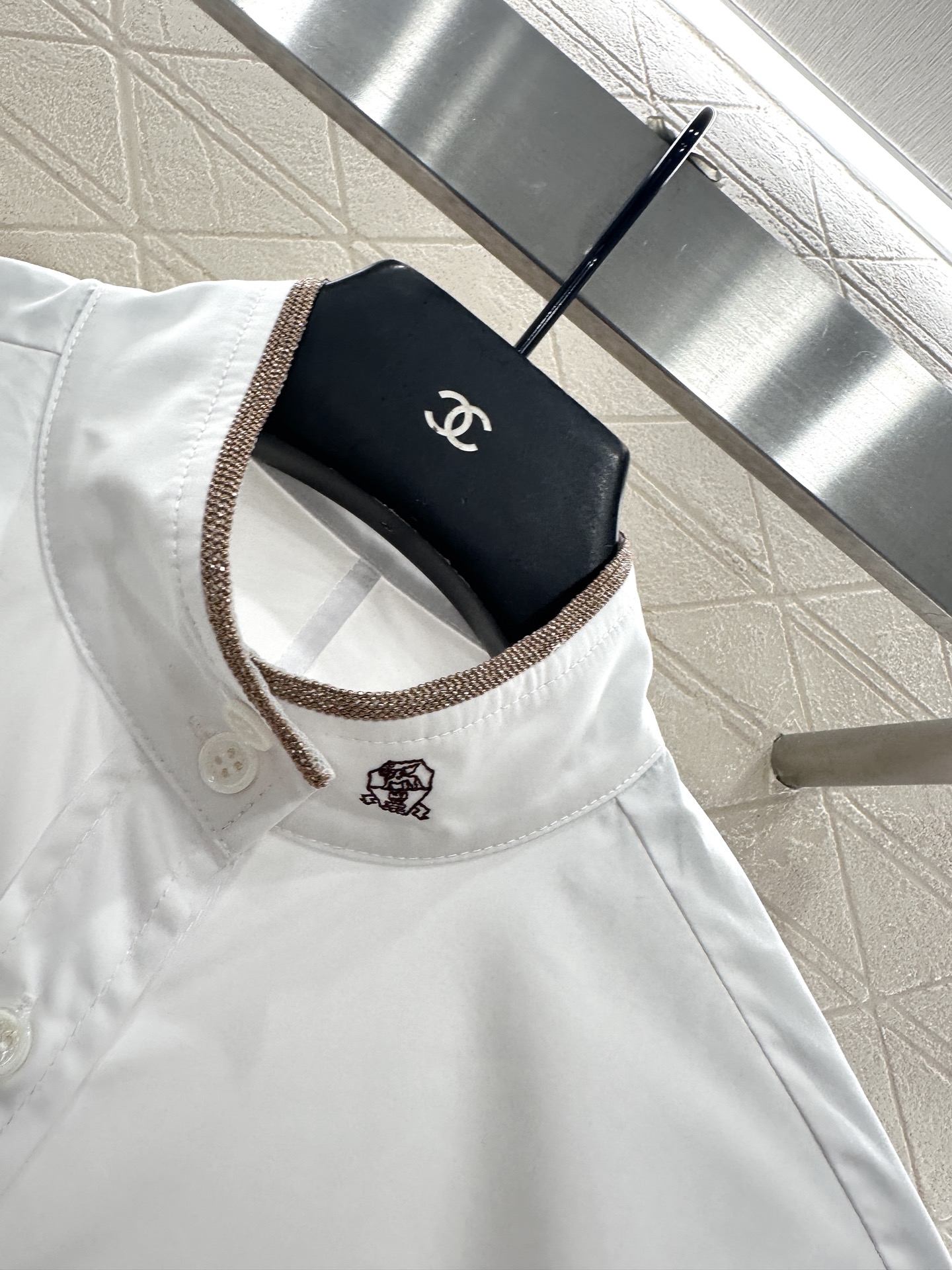 ♥Bc*♥2025新品上架 立领素色织金衬衫定制YB斜纹全棉材质，质感舒适细腻，立领落肩宽松衬衣剪裁，百