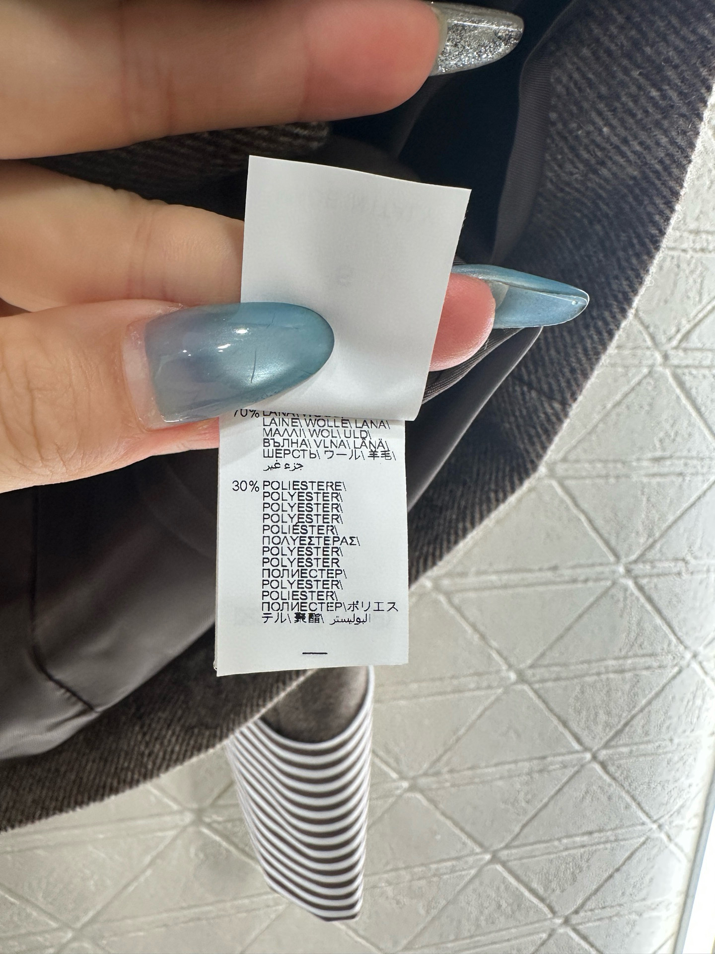 ♥BC*♥2025新品上架撞色袖西装外套半裙套装定制YB进口精仿羊毛材质，质感高级，光泽感明显，翻领西装