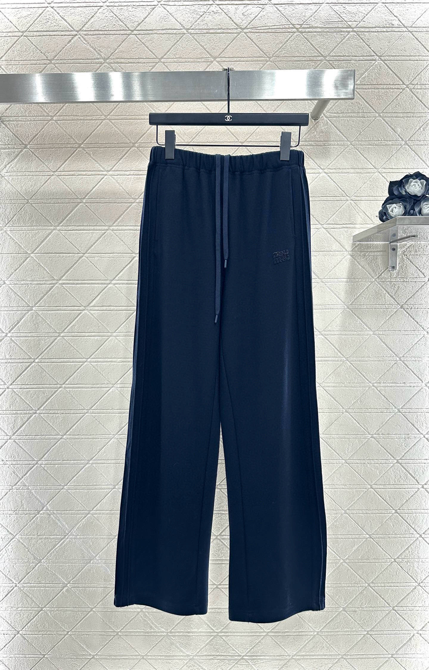 ♥Miumi*♥2025新品上架 螺纹棒球外套长裤套装定制YB进口棉纶材质，质感光泽，垂顺舒适，廓形棒球